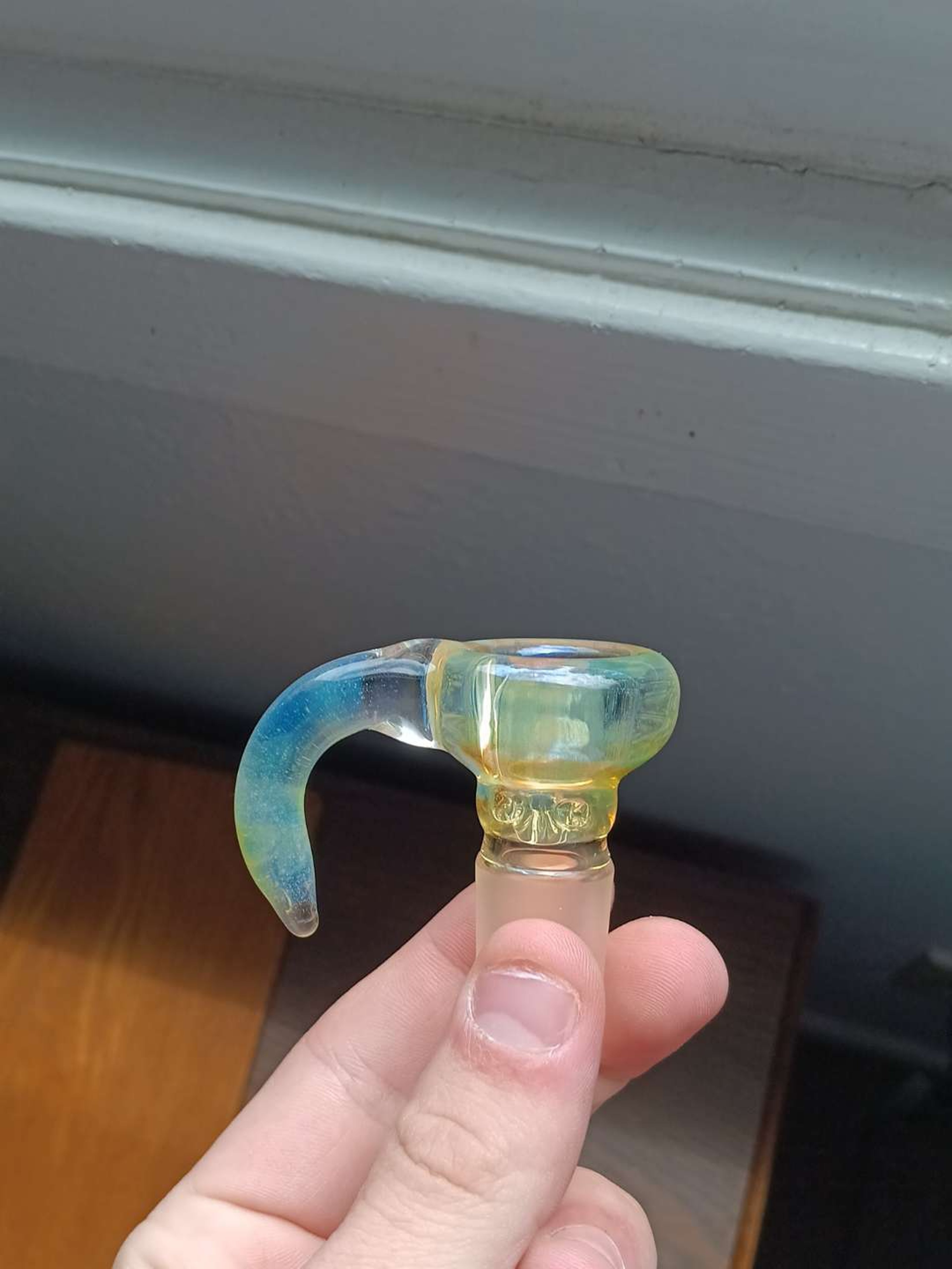 Preview pic of Fumed 4 hole slide