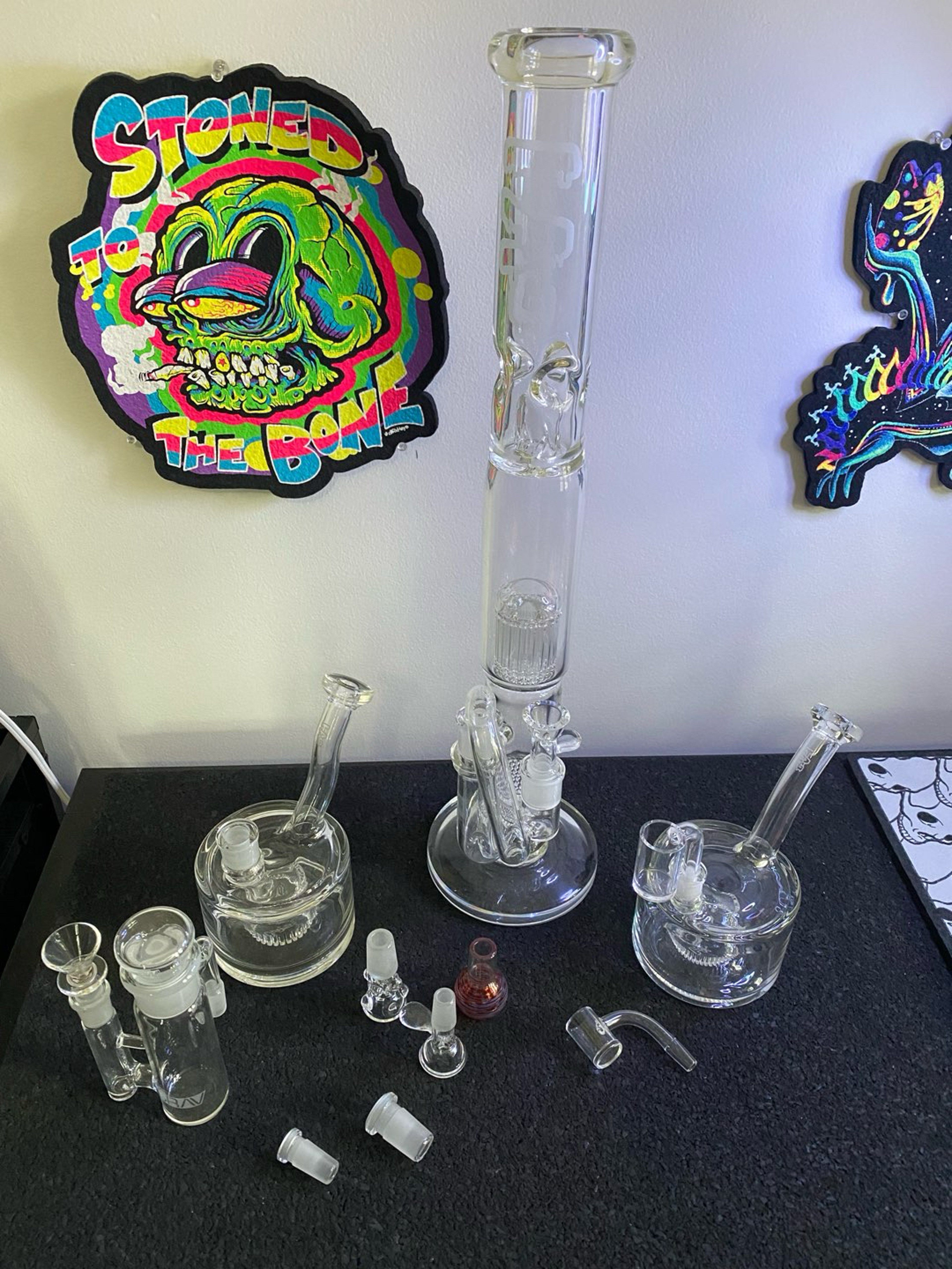 Preview pic of Moving sale: TAG Straight Tube and bubblers