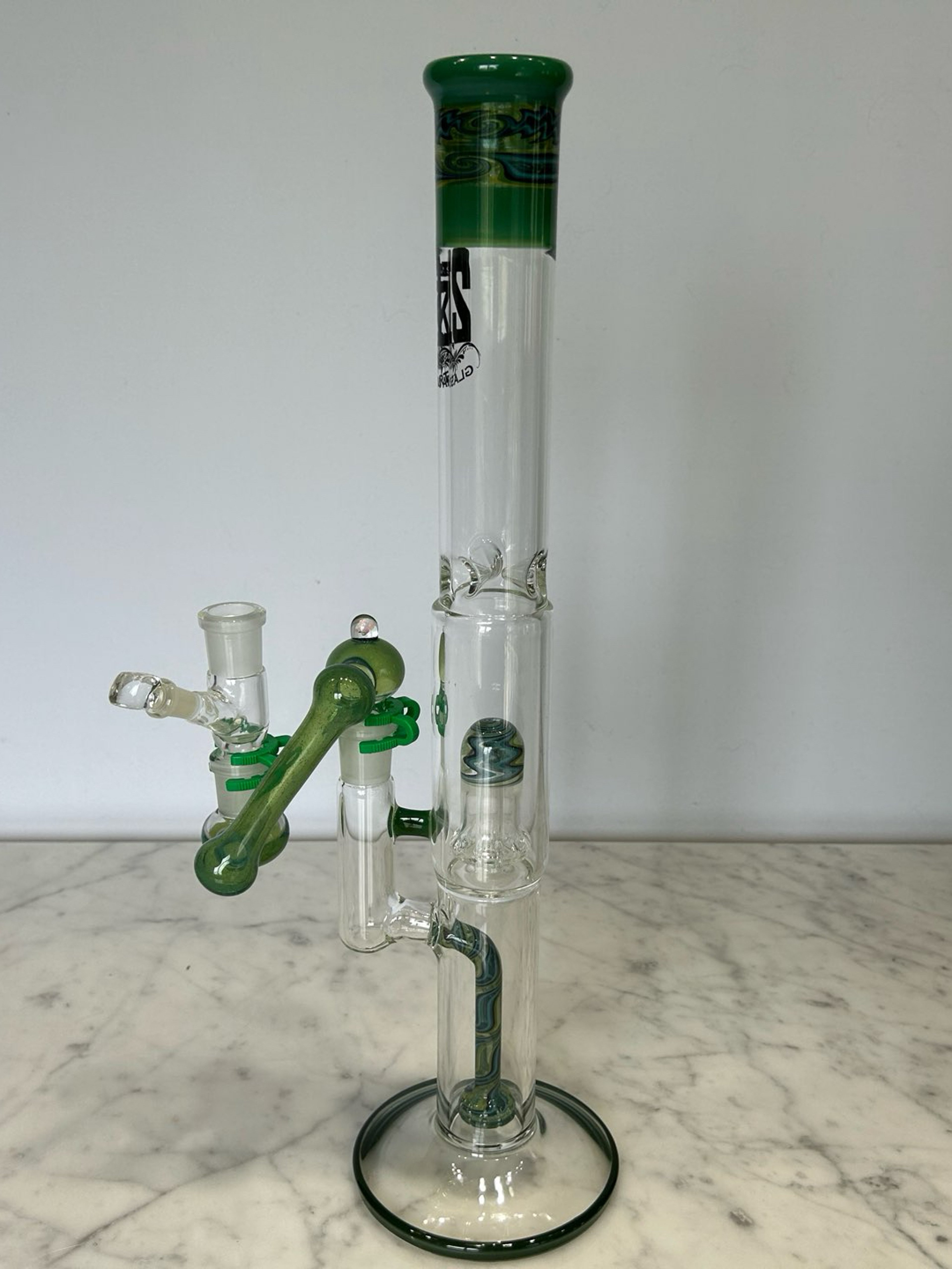 2K Glass Art Wig Wag Circ To Showerhead Straight Bong image 0