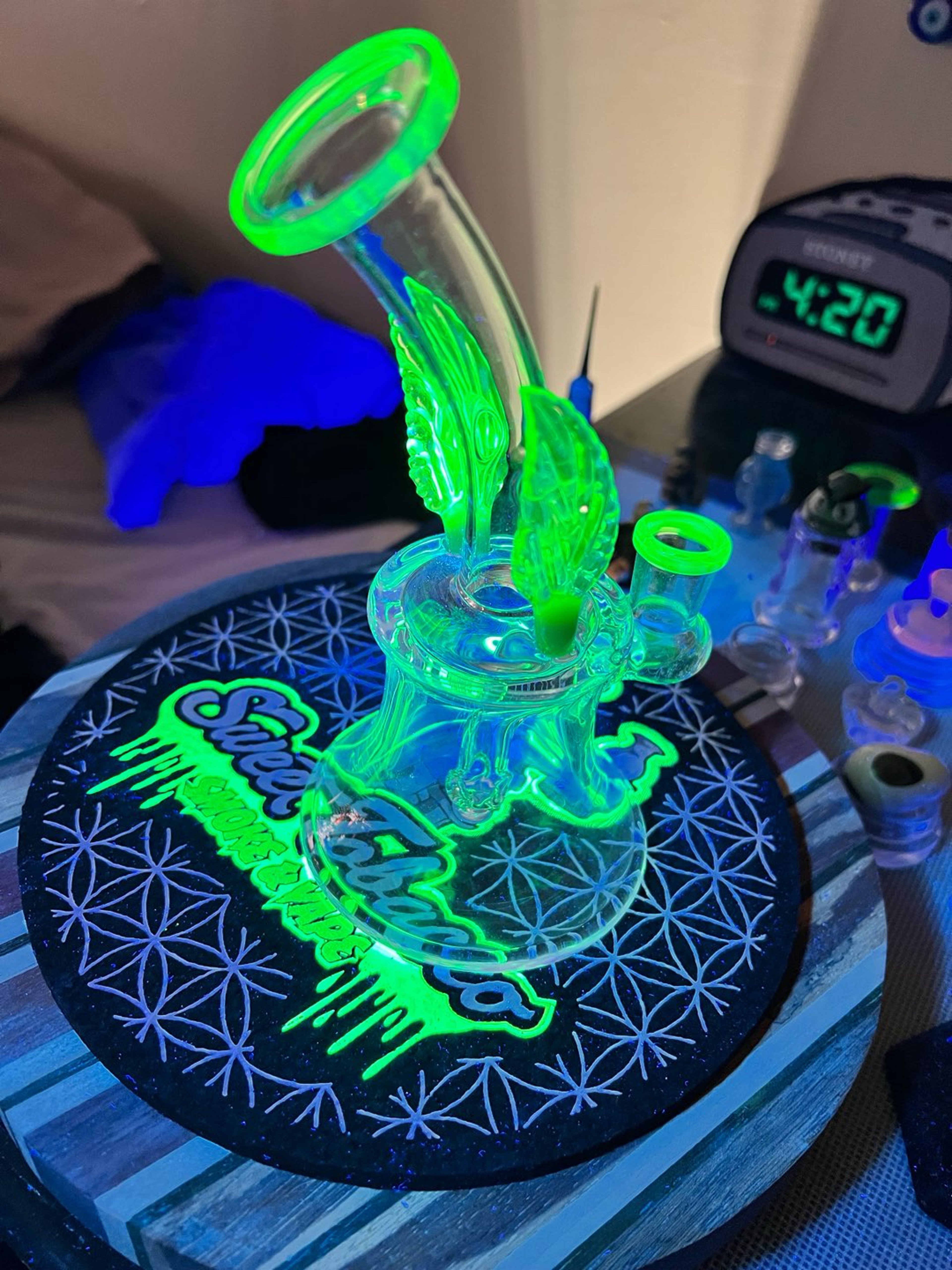 Preview pic of Illuminati/UV collectors tap in before it sells. *discontinued color*