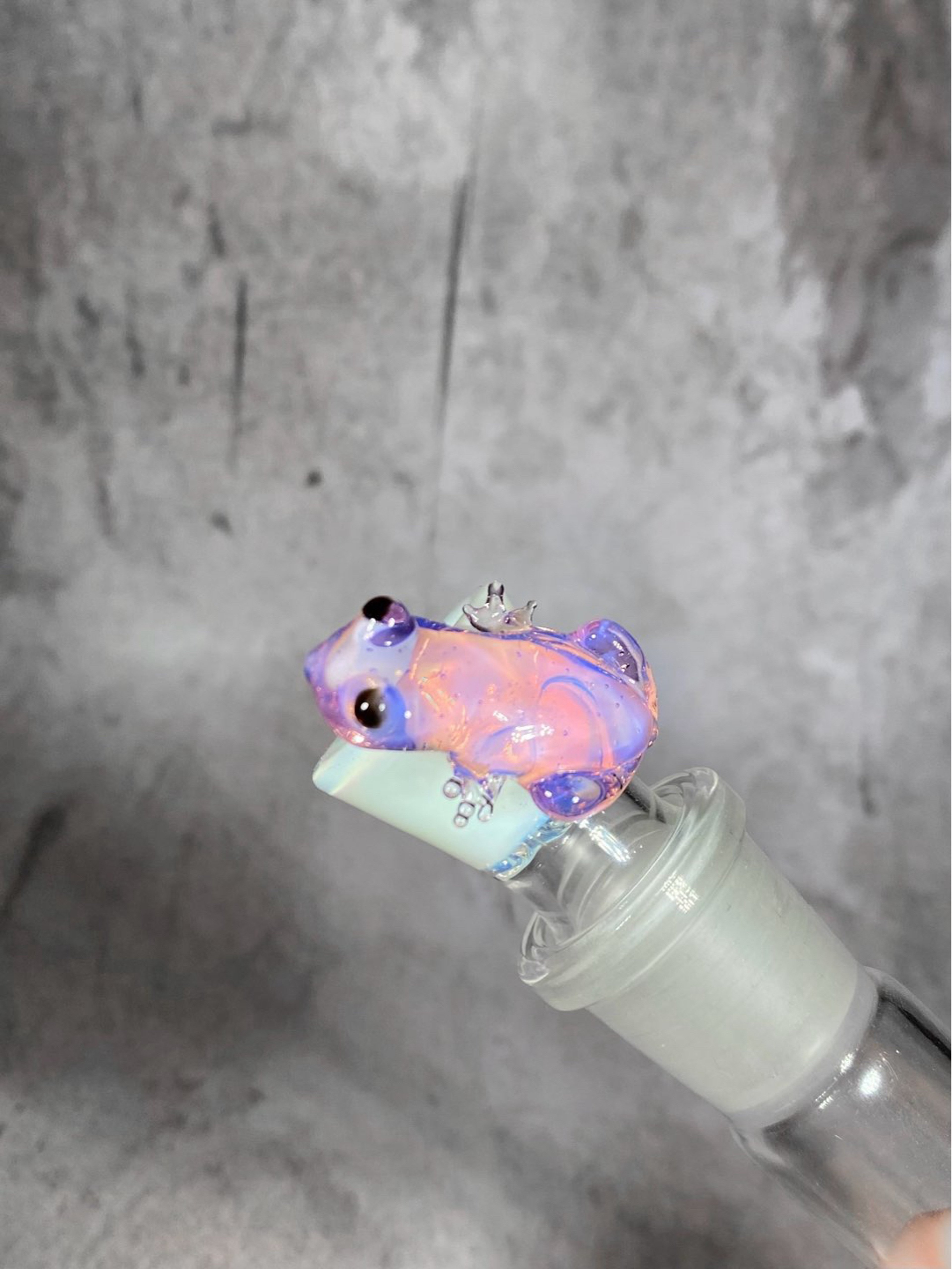 Hannya Glass 18mm Tree Frog image 0