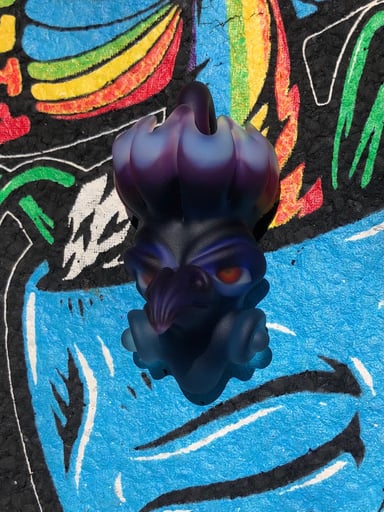 Preview pic of Creep bird pendant