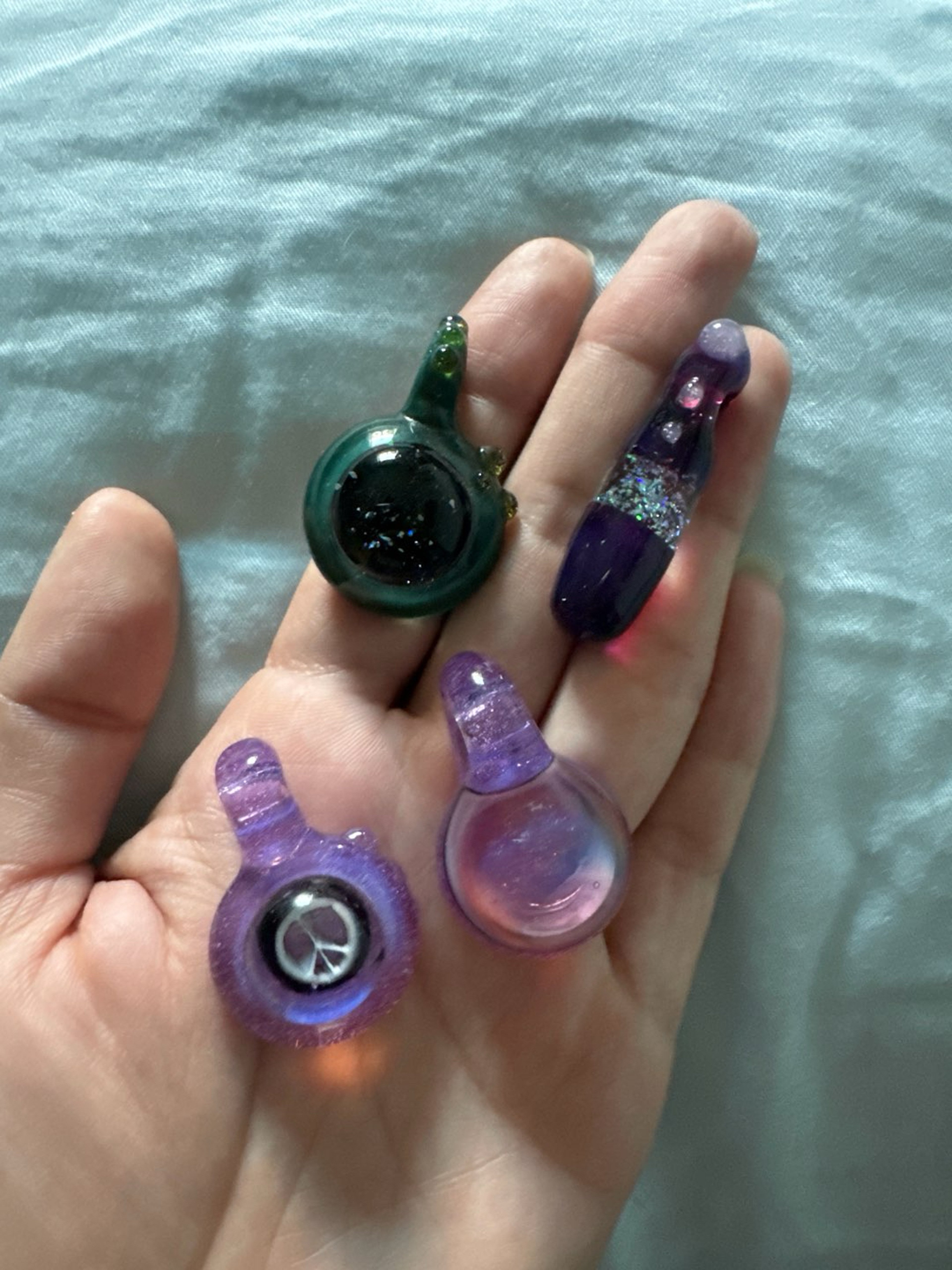 Preview pic of Small Pendant lot