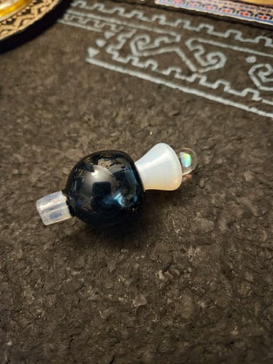 Preview pic of UV Bubble cap with opal