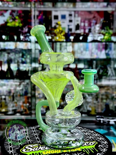 Preview pic of Gurn Glass - Recycler Rig #12