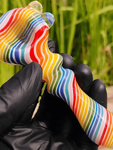 Preview pic of Blown Glass Swirl Pipe