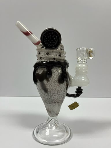 Preview pic of Empire Glassworks oreo cookie Sundae rig 14mm 90