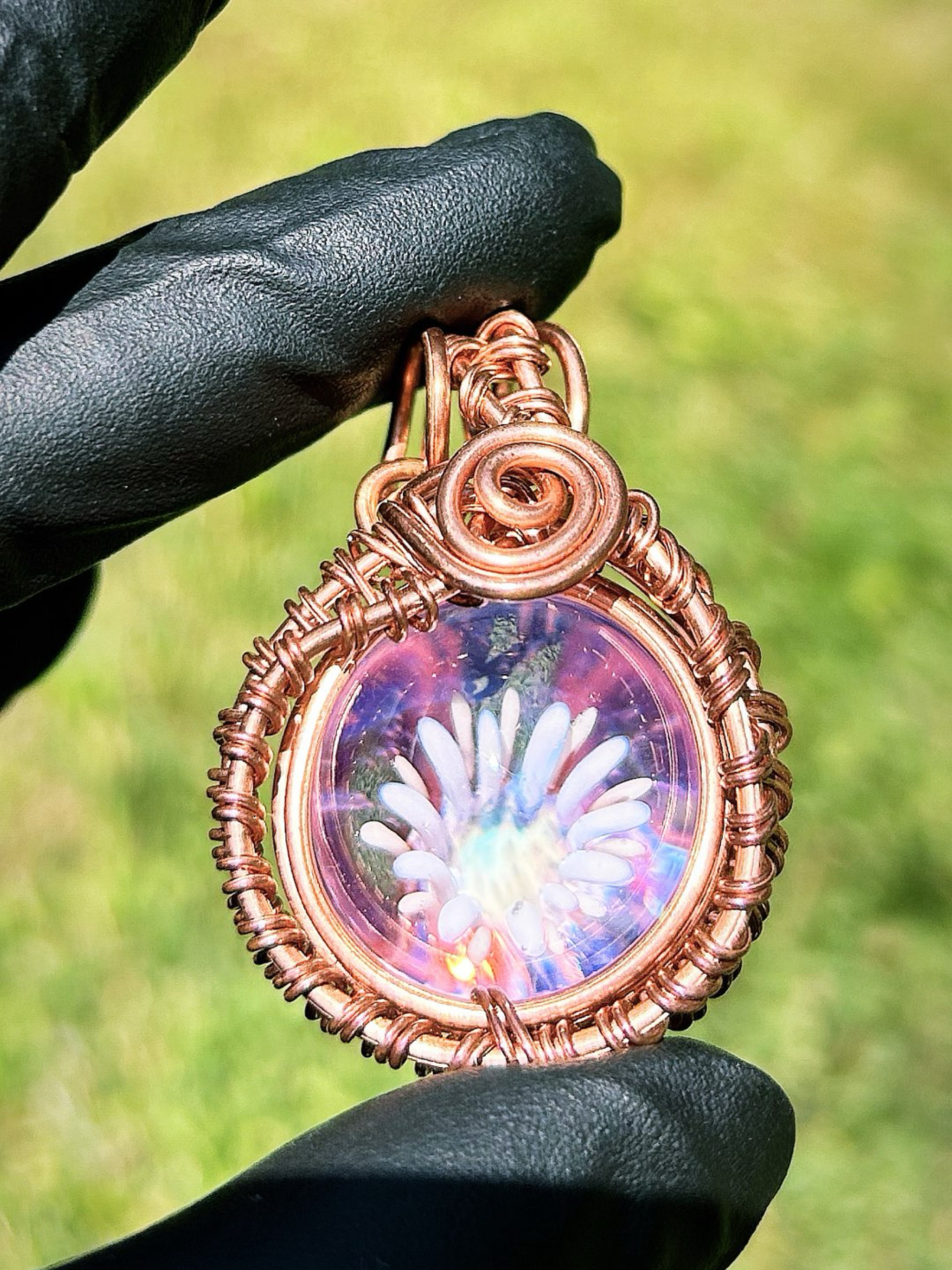 Preview pic of Marvinsglass X Coppervibrations pendant