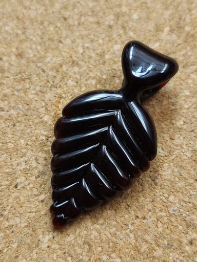 Preview pic of Red Elvis Leaf Pendant