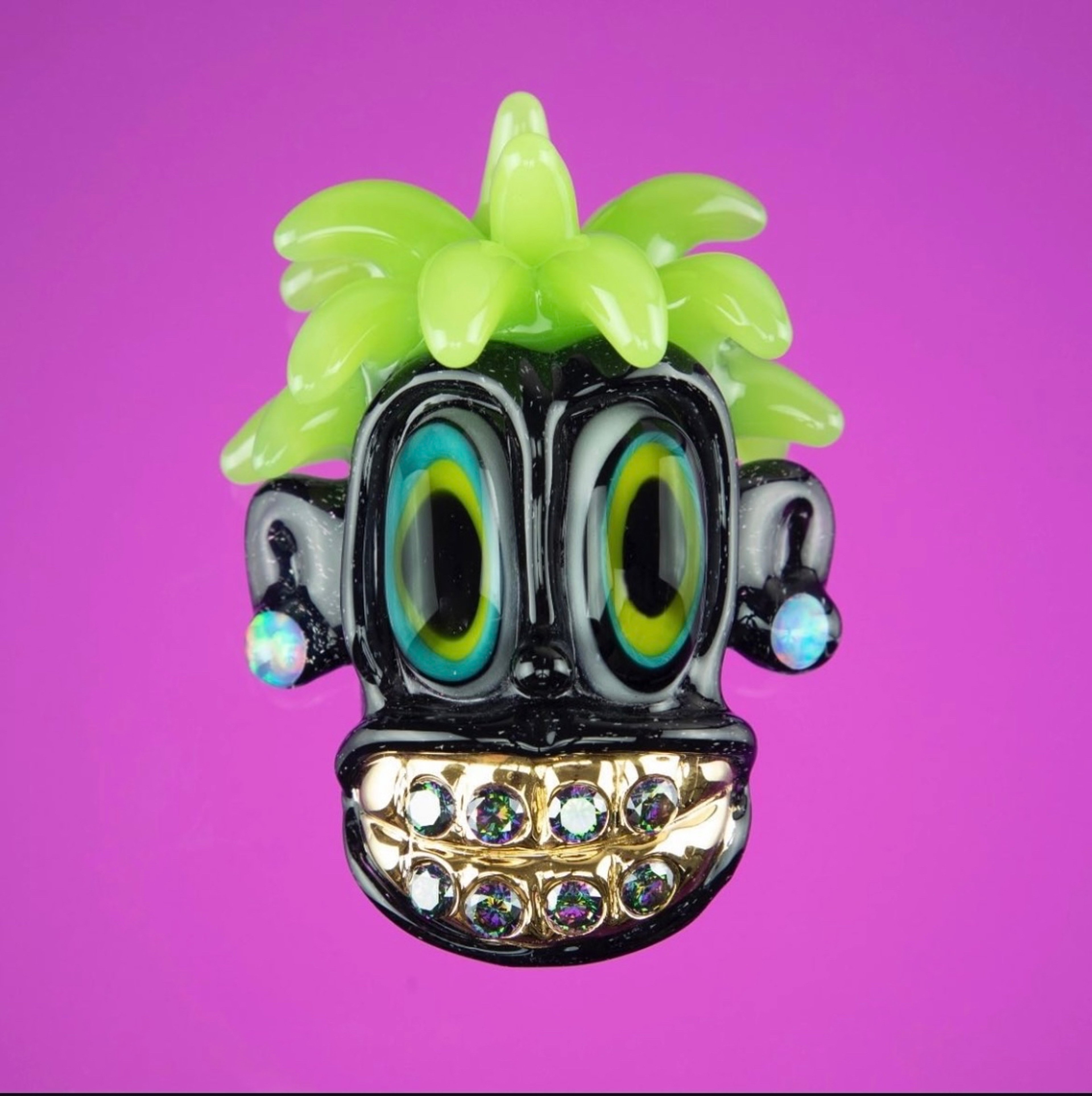 Preview pic of 2021 Ryder Glass Iced Out Tripster Pendant