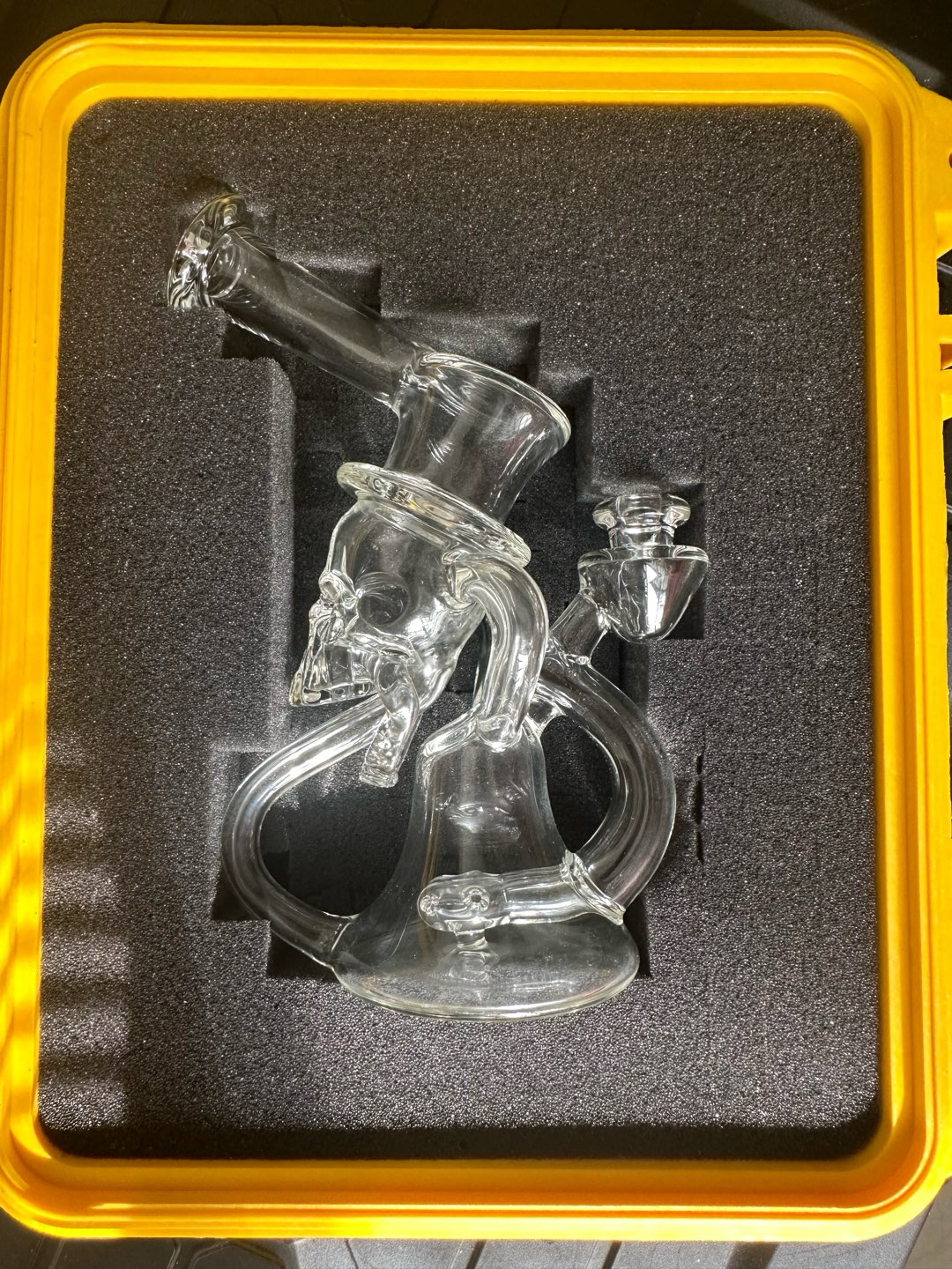 Preview pic of Weilglass Skull Drain Eater Recycler