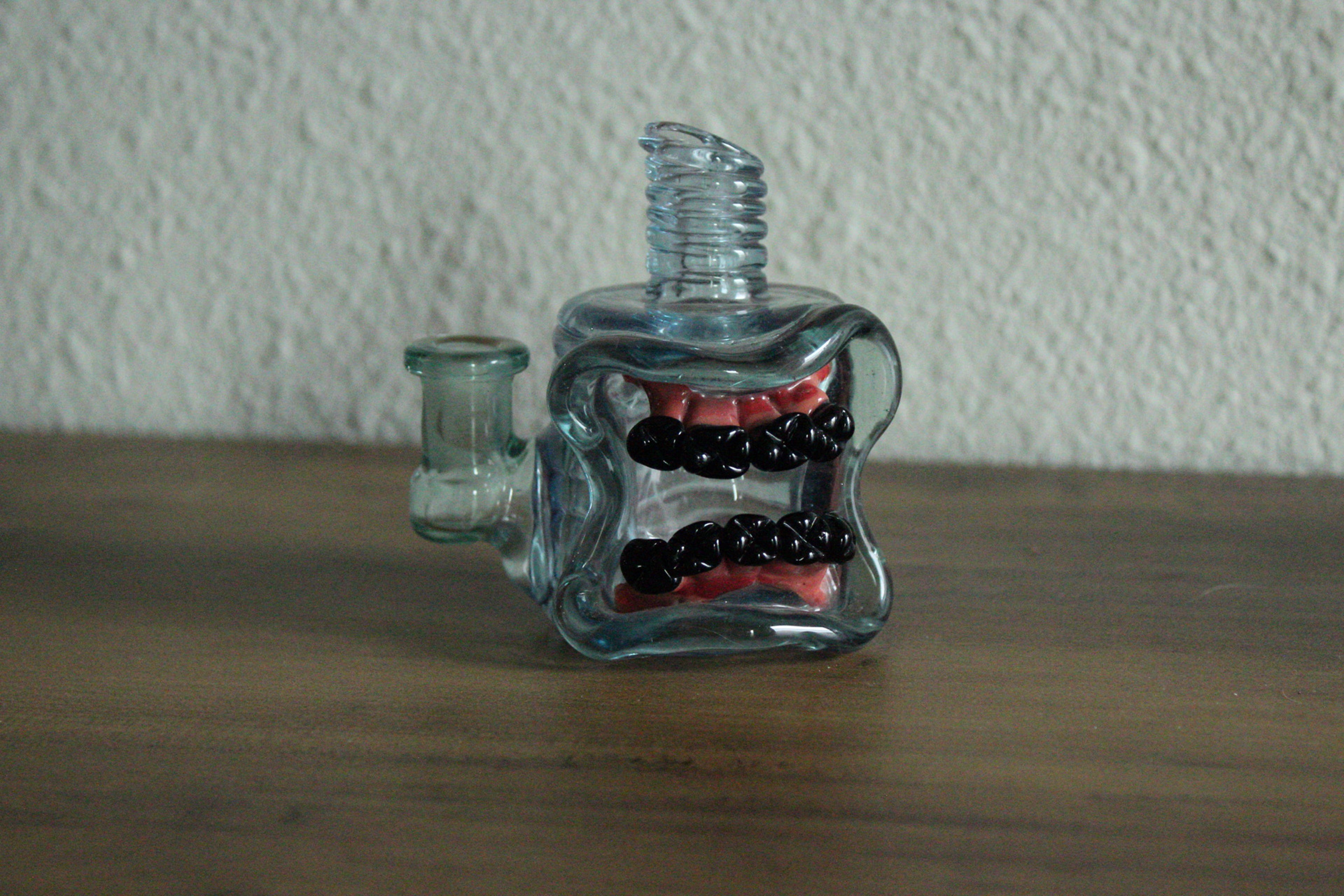 Preview pic of Black teeth