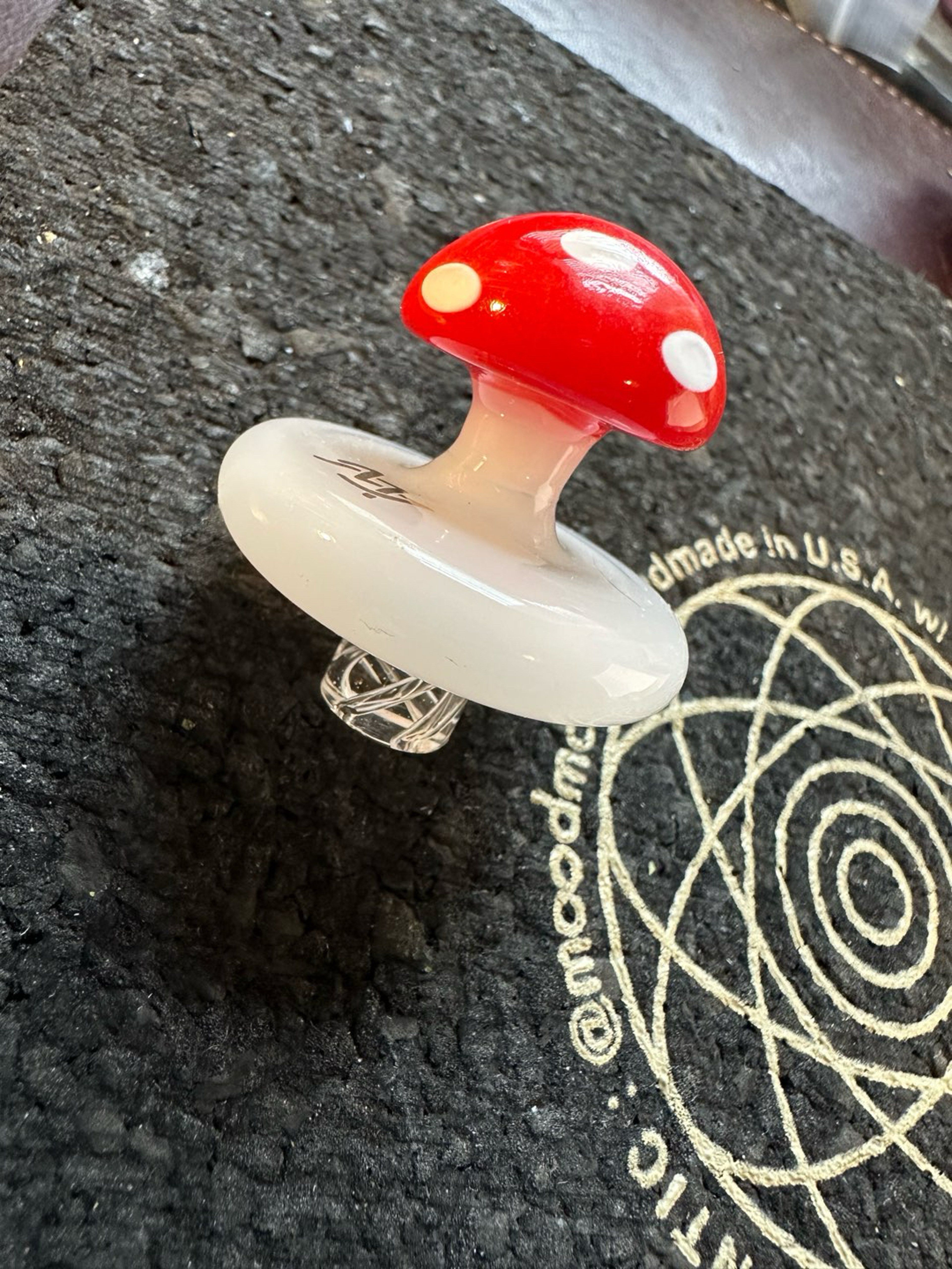Preview pic of MJ Arsenal Mushroom Spinner Cap