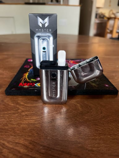 Preview pic of LYGHT Myster Lighter Battery