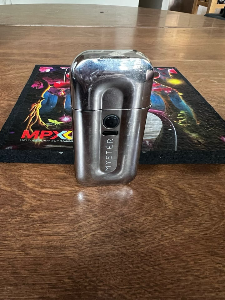 LYGHT Myster Lighter Battery