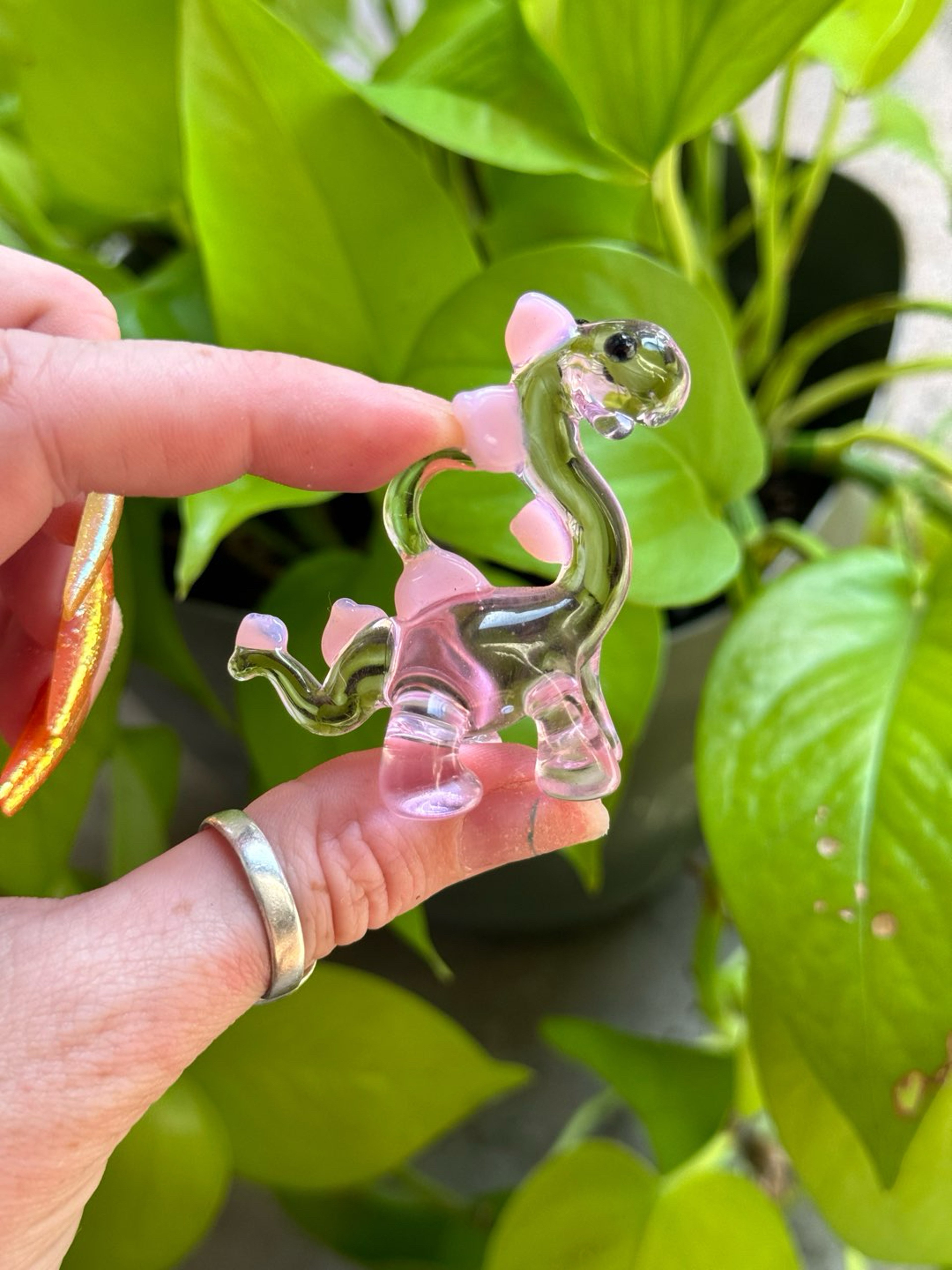 Preview pic of Dino with spikes pendant