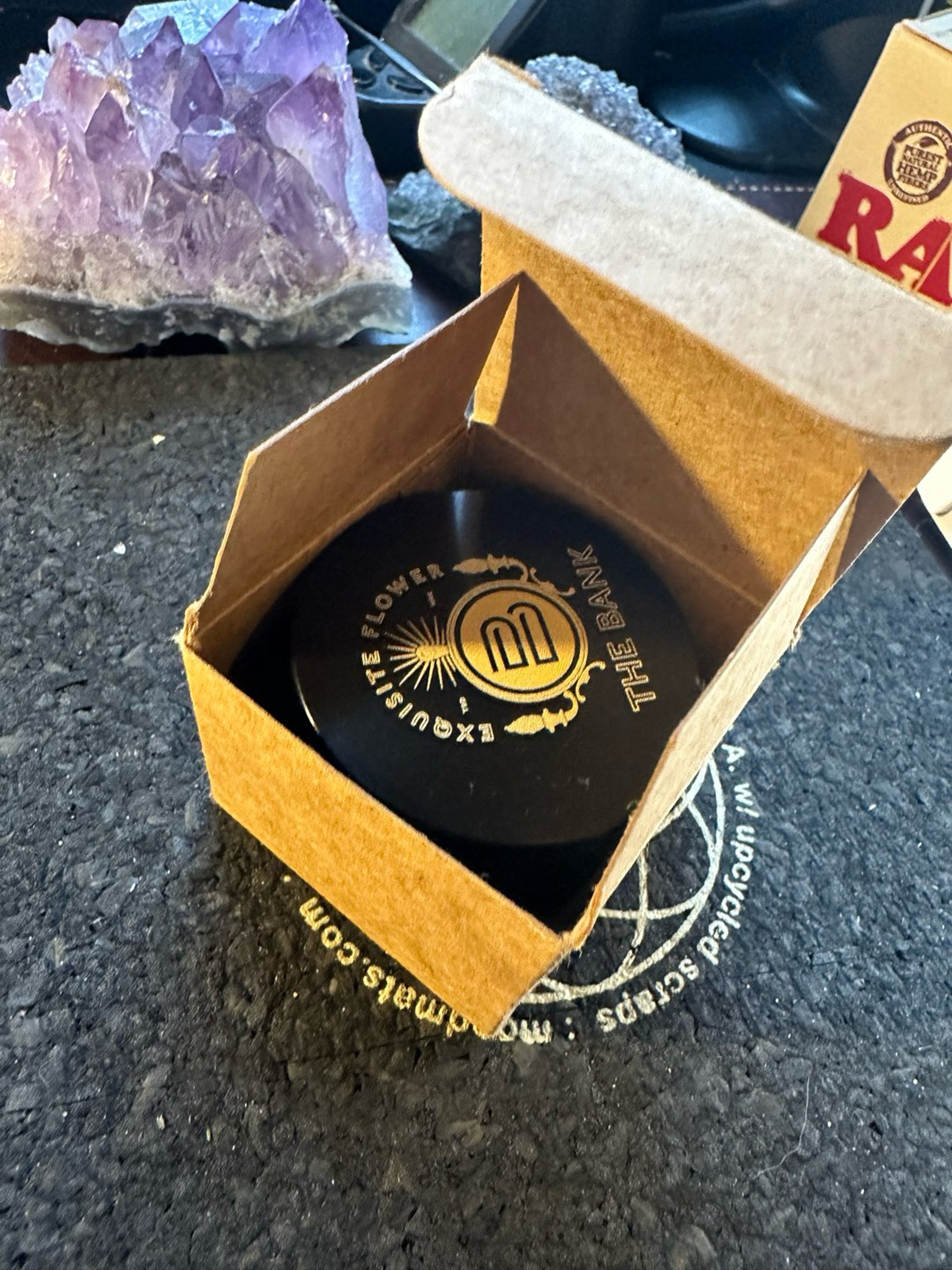 Preview pic of Aluminum 4-Piece Grinder