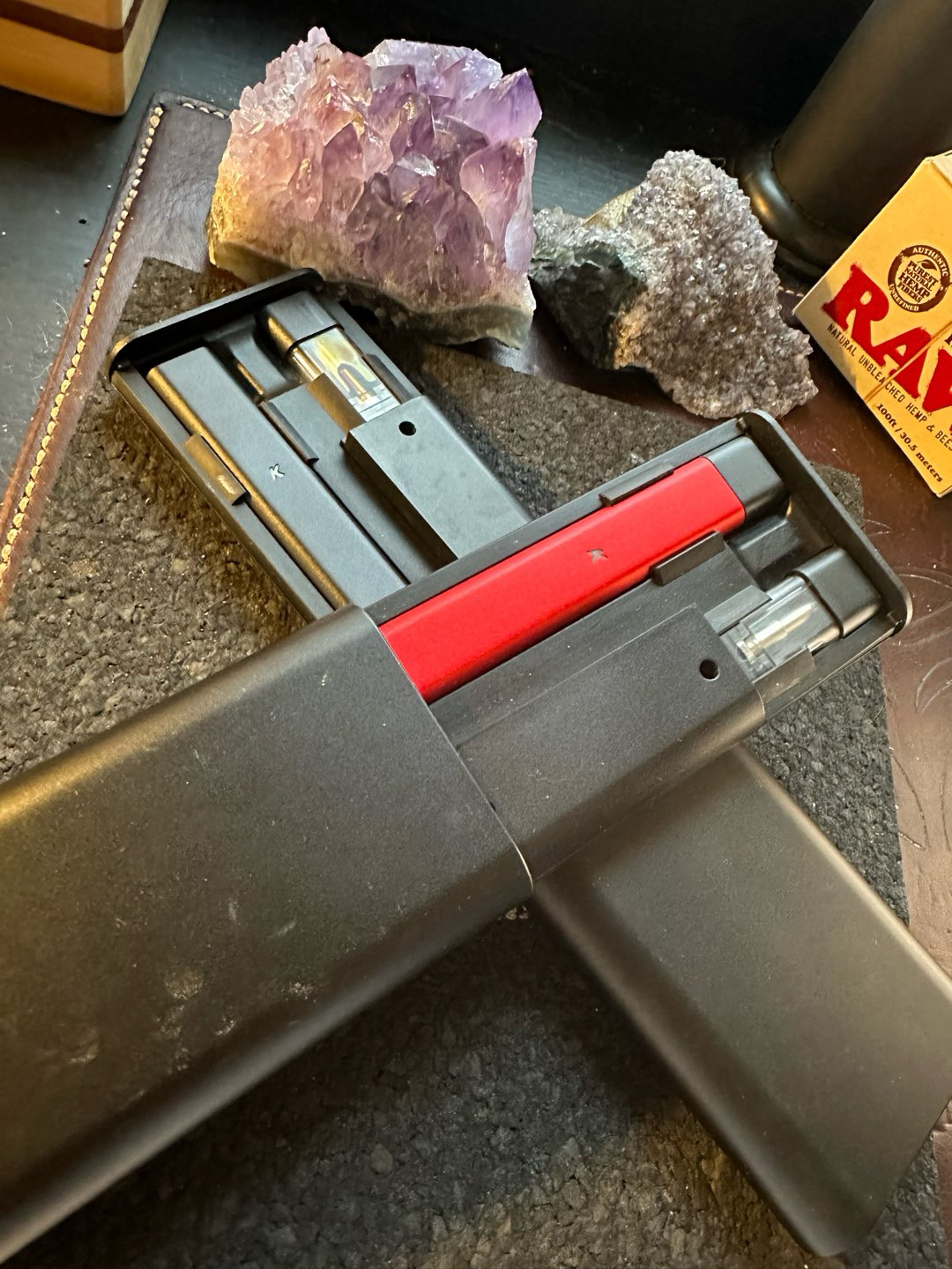 Preview pic of Kandypens Rubi + Hydra Charging Case