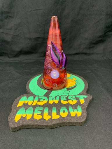 Preview pic of Lyric Glass rig w/ opal and dichro