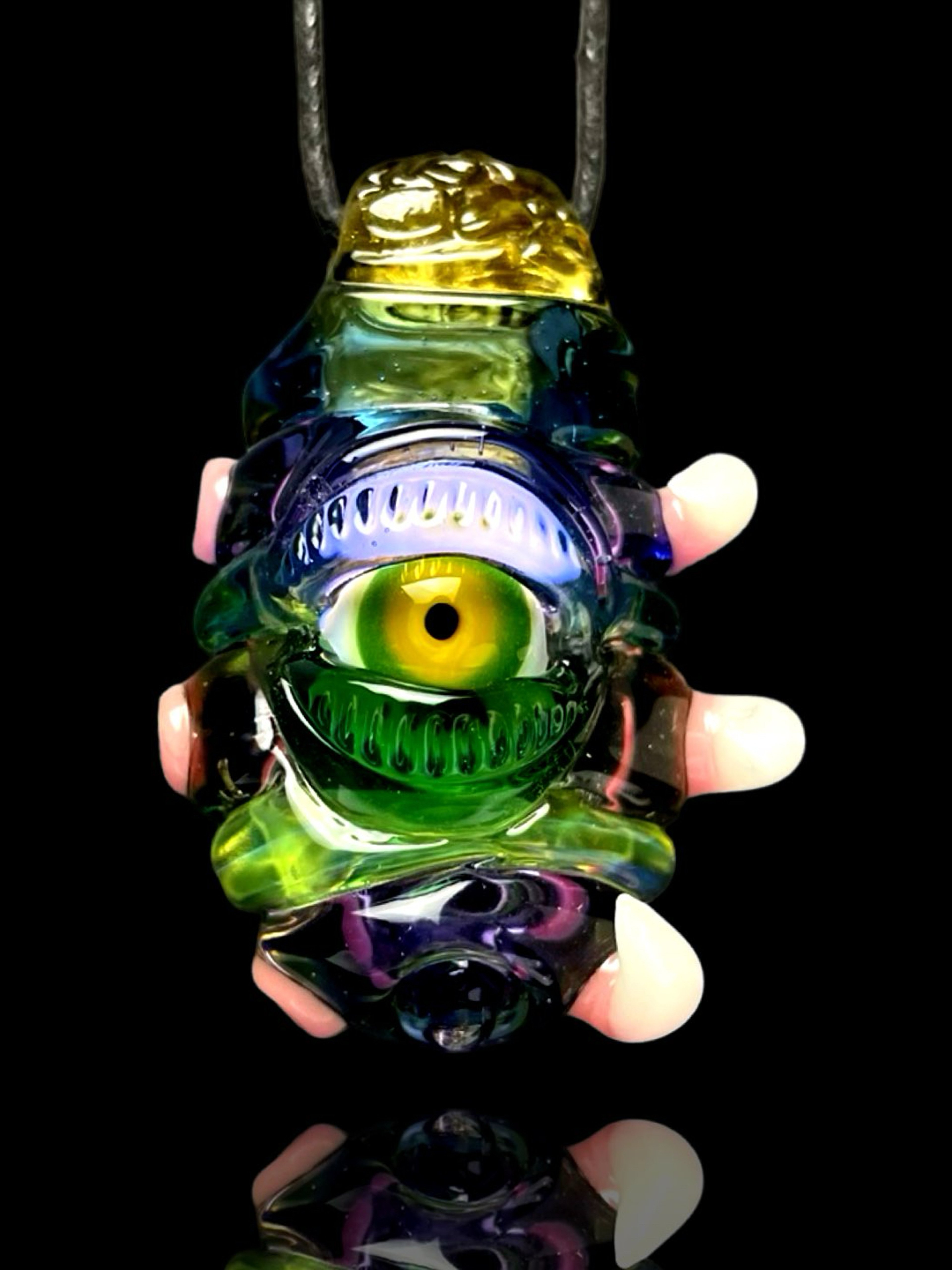 Preview pic of Salt UV Encalmo Pendant