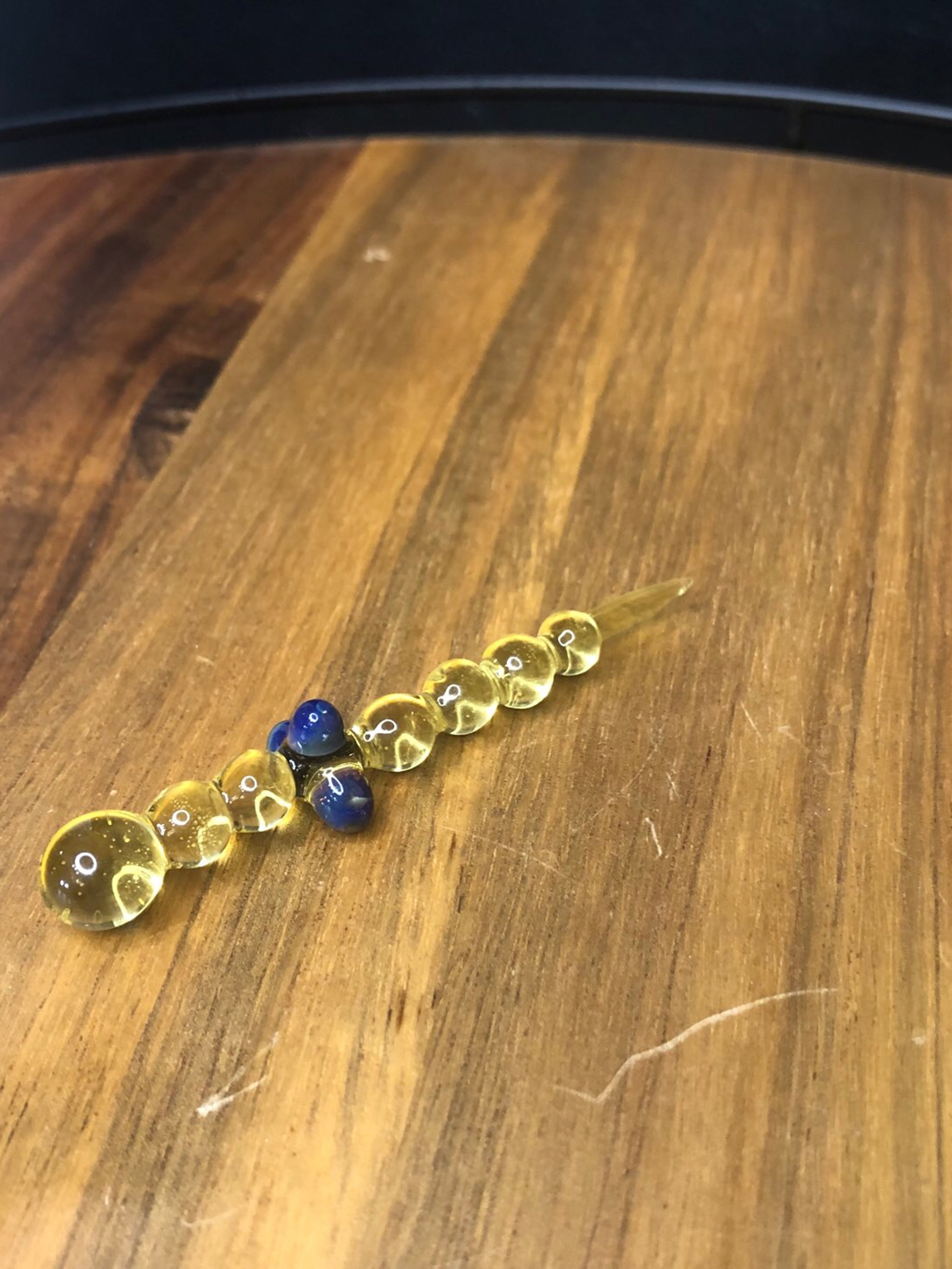 Preview pic of Yellow and Blue Glass Poker Tool