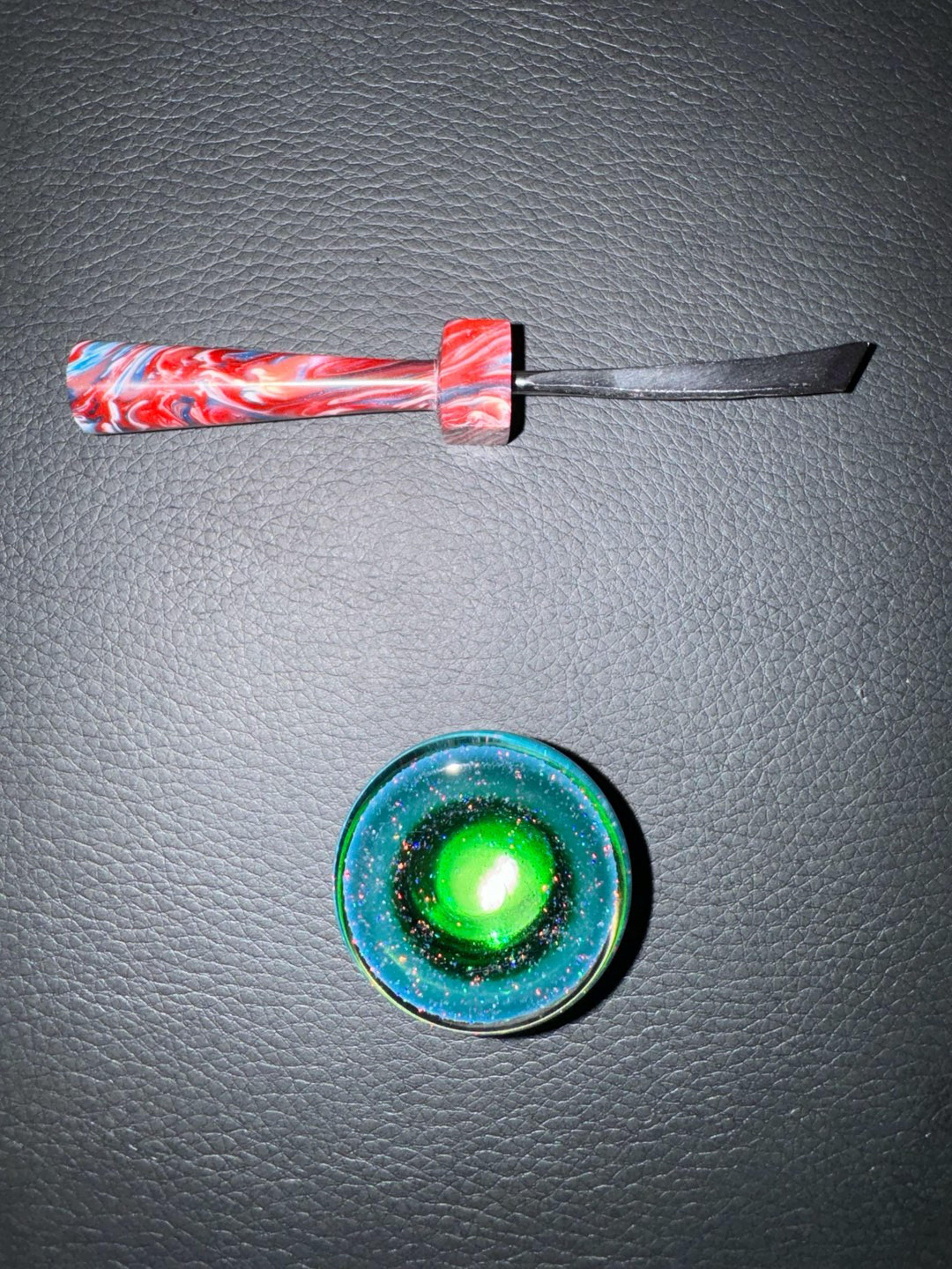 Preview pic of Dunkin Dabber & Soup Glass Crushed Exp Green Mini Jar
