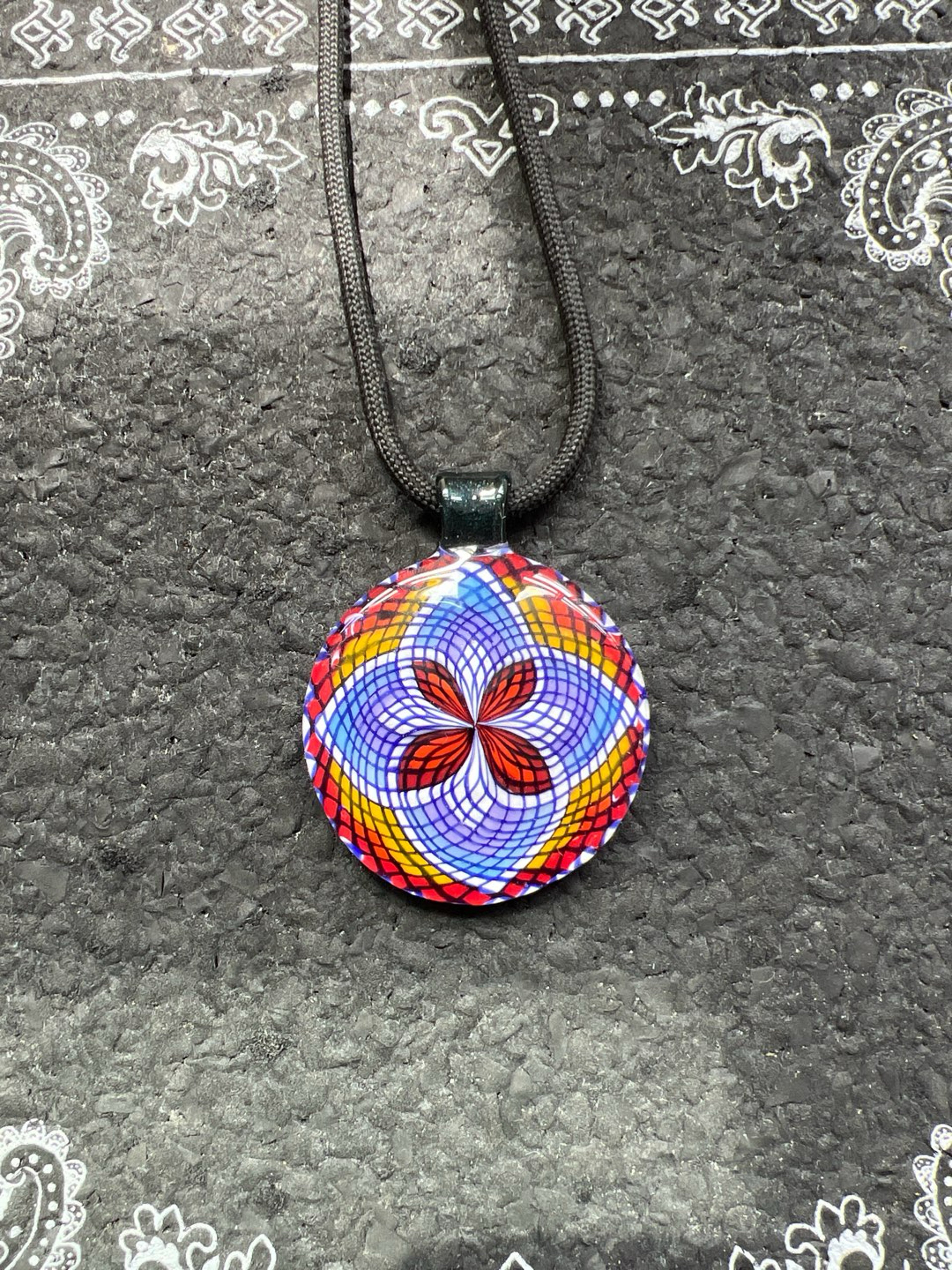 Preview pic of Takoda Madrona Fillacello Pendant