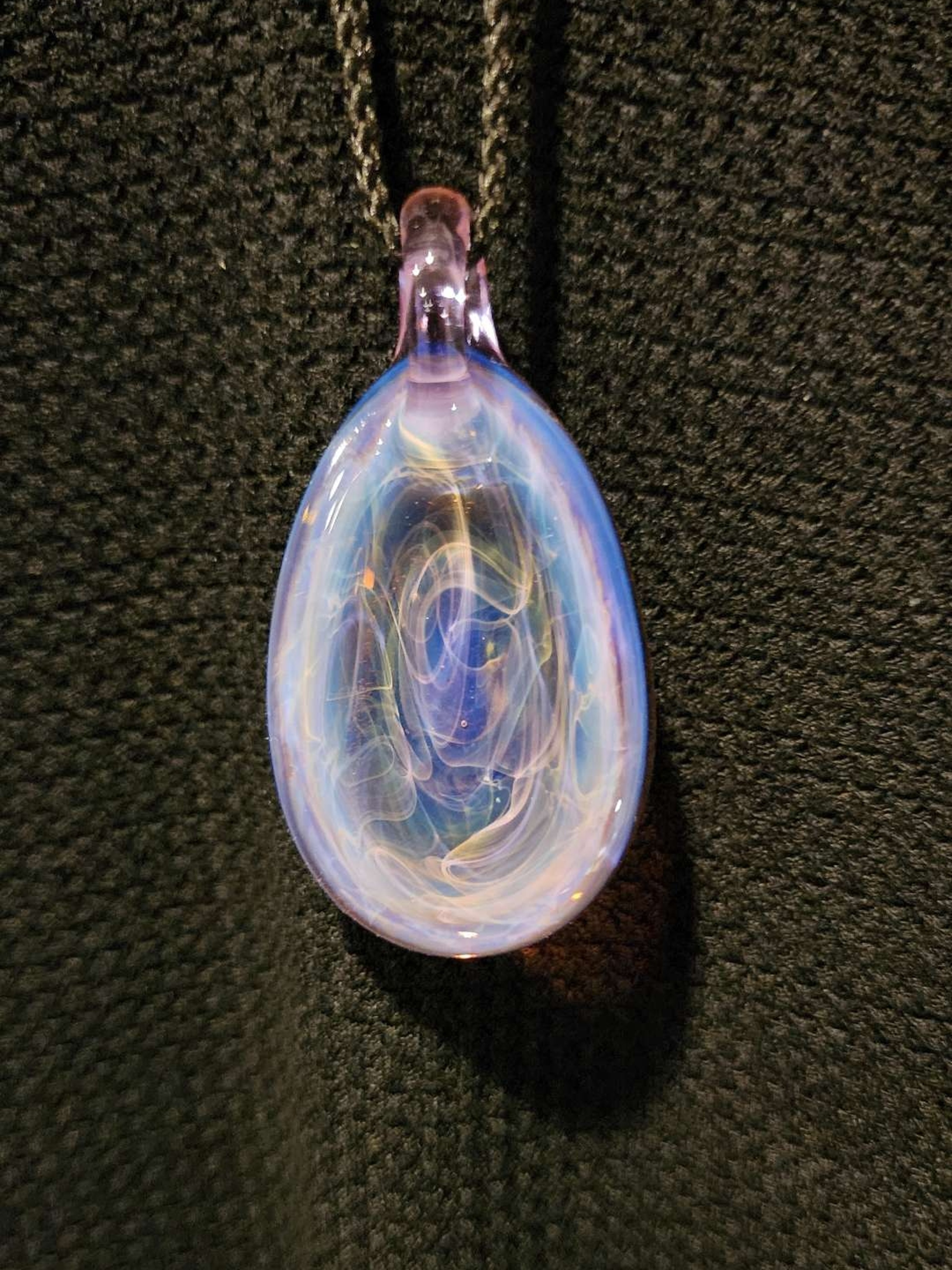 Preview pic of BeerGlass Chaos Oval Pendant