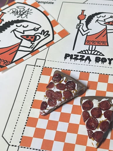 Preview pic of Pepperoni Pizza Pendent (LG Hollow Crust Bale)