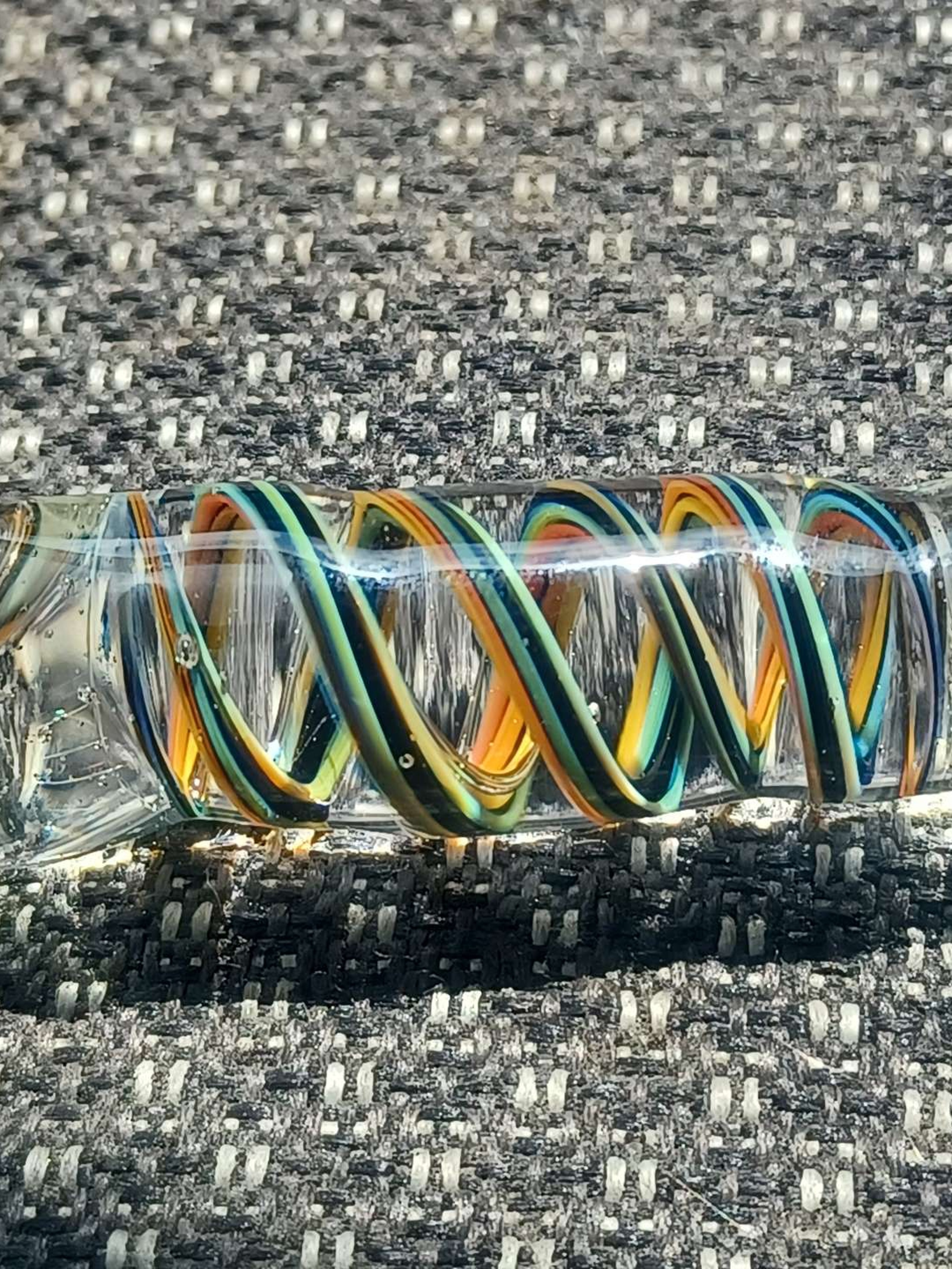 Preview pic of Gypsy queen helix with clear-blue UV