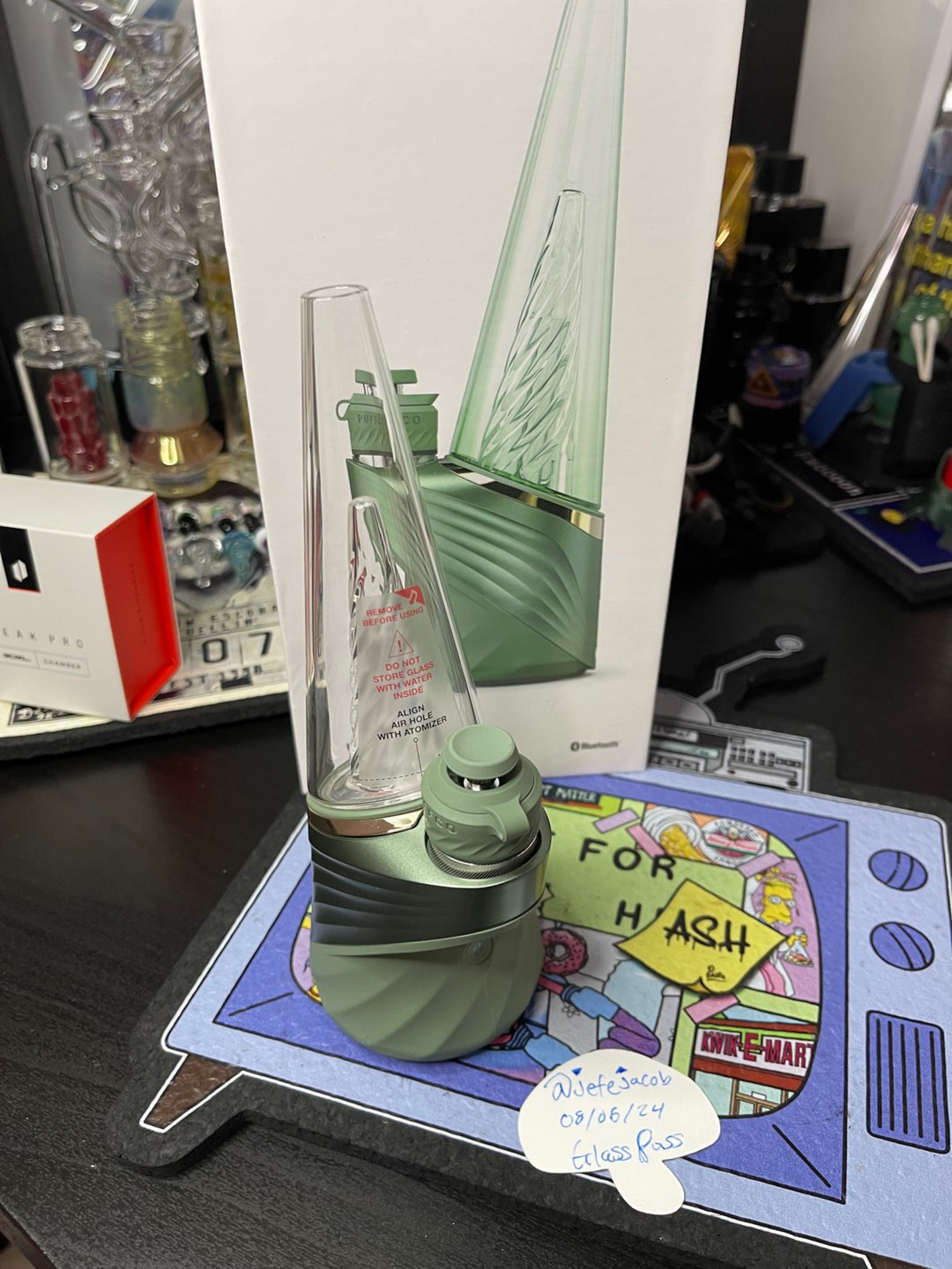 Preview pic of Puffco Peak Pro Flourish Limited Edition