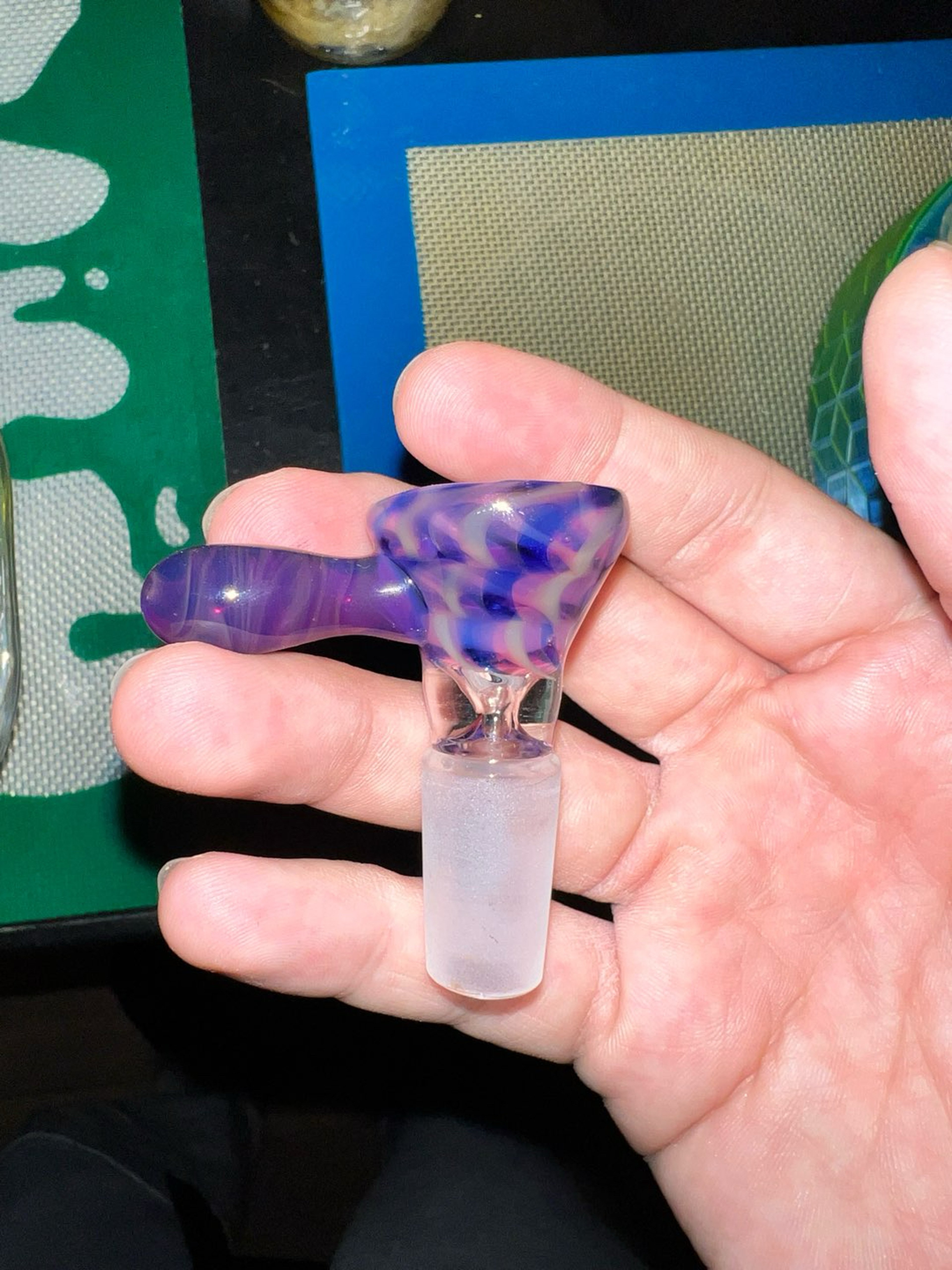 Preview pic of Benji glass custom uv 14mm slide