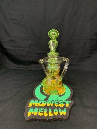 Preview pic of Wisco Kid Fumed Recycler w/ leaf