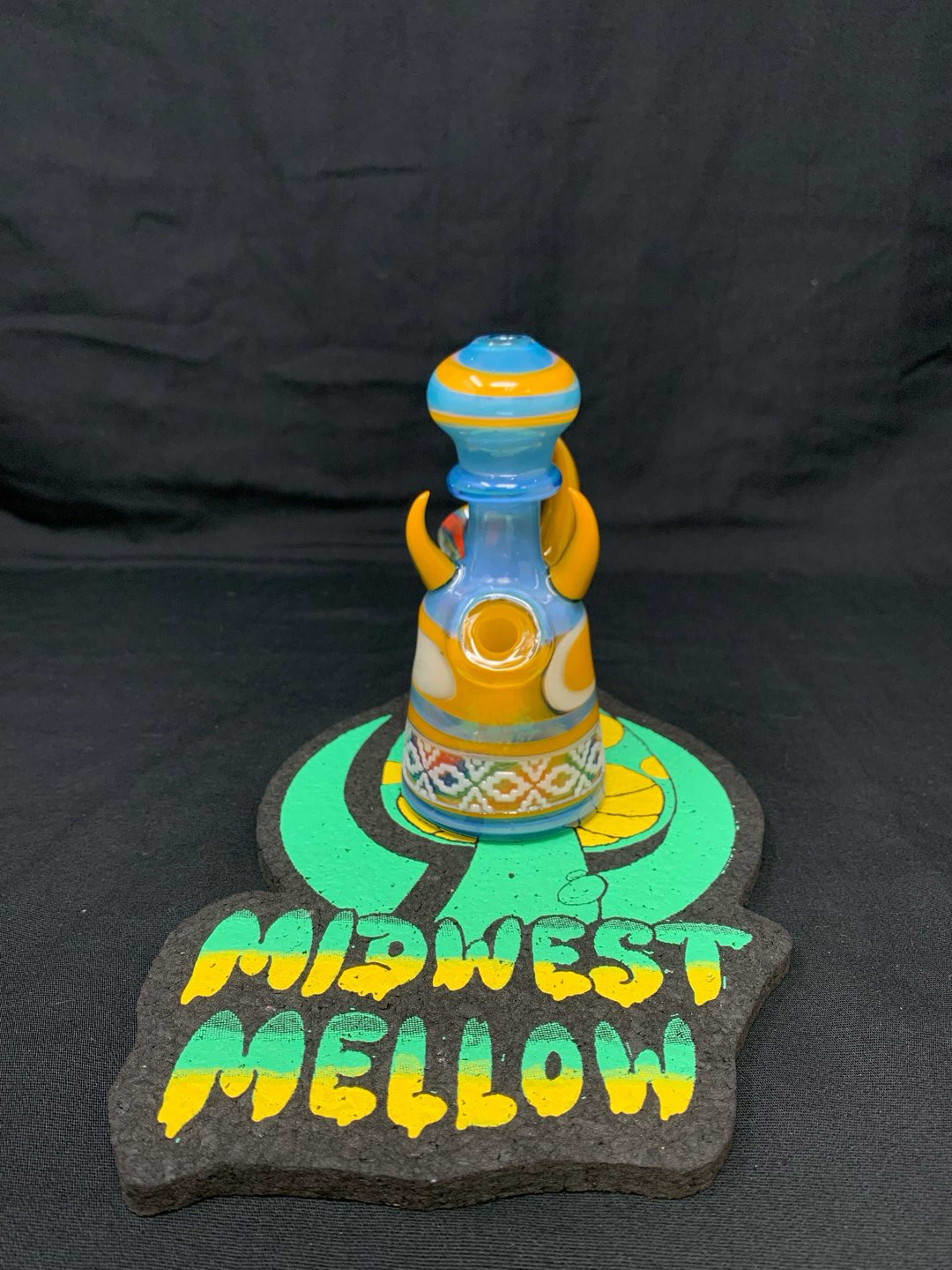 Preview pic of Quantumleep x Jim Griffel Horn Dewar Blast pattern