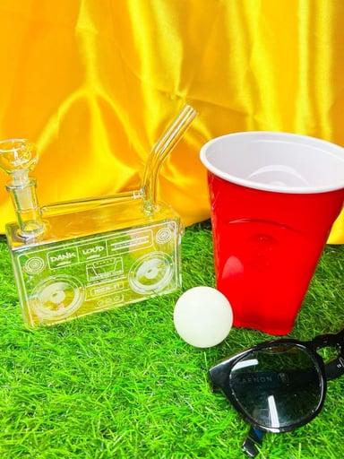 Preview pic of Iridescent Boombox Water Pipe