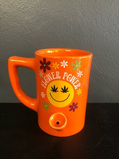 Preview pic of Smiley Flower Power Pipe Mug