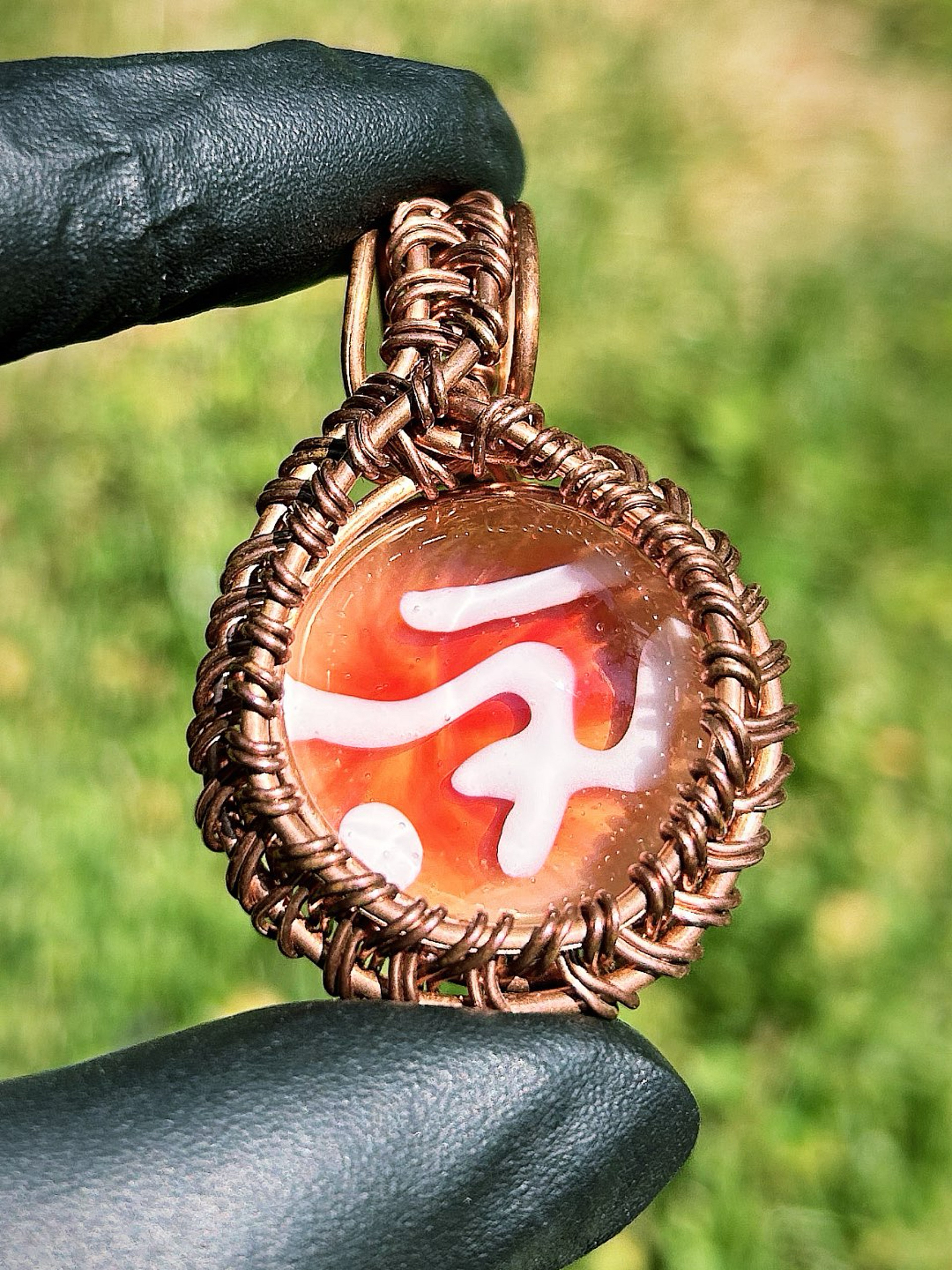 Preview pic of Marvinsglass classic copper wrap Pendant