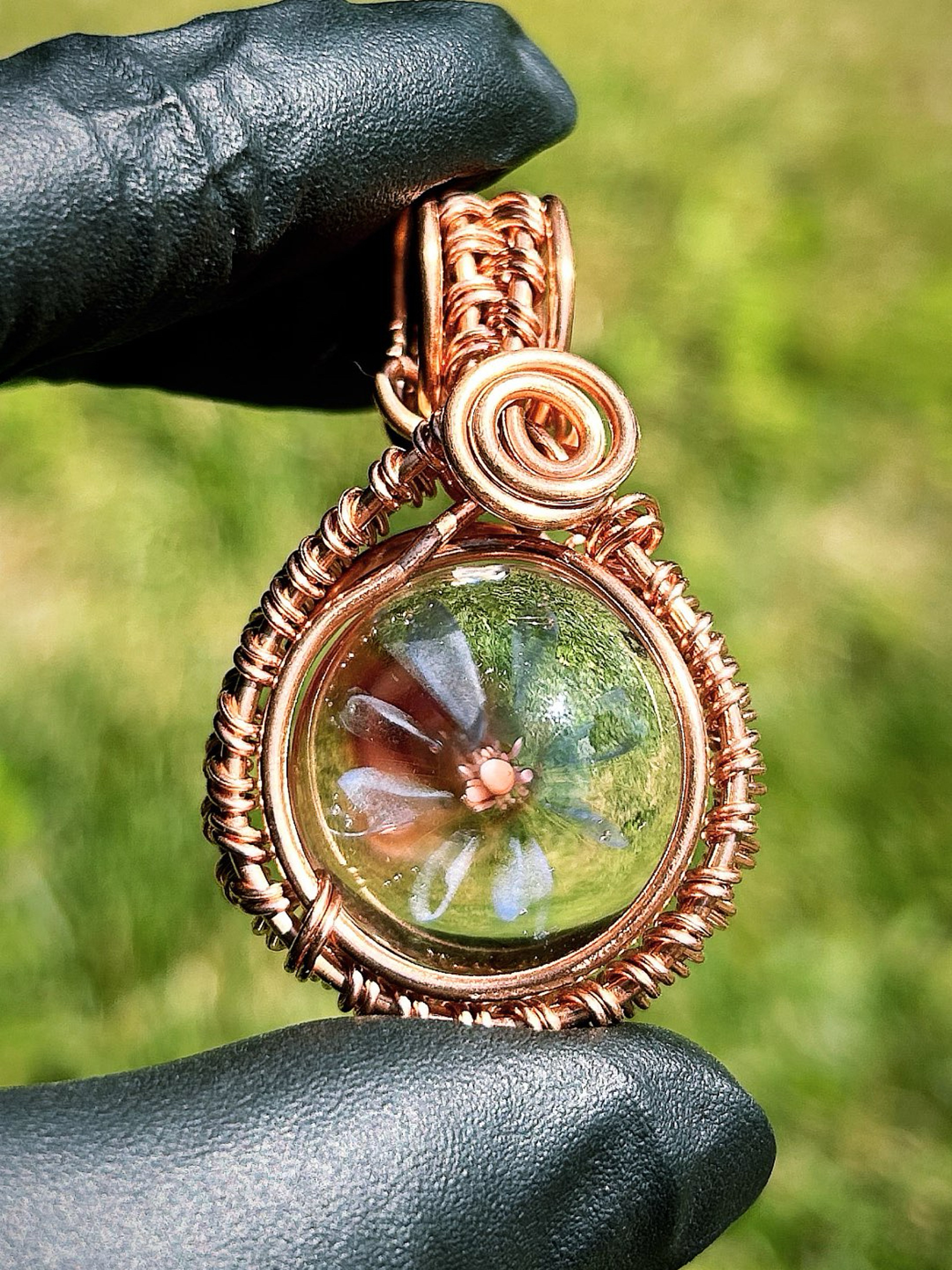 Preview pic of Marvinsglass classic copper wrap pendant!