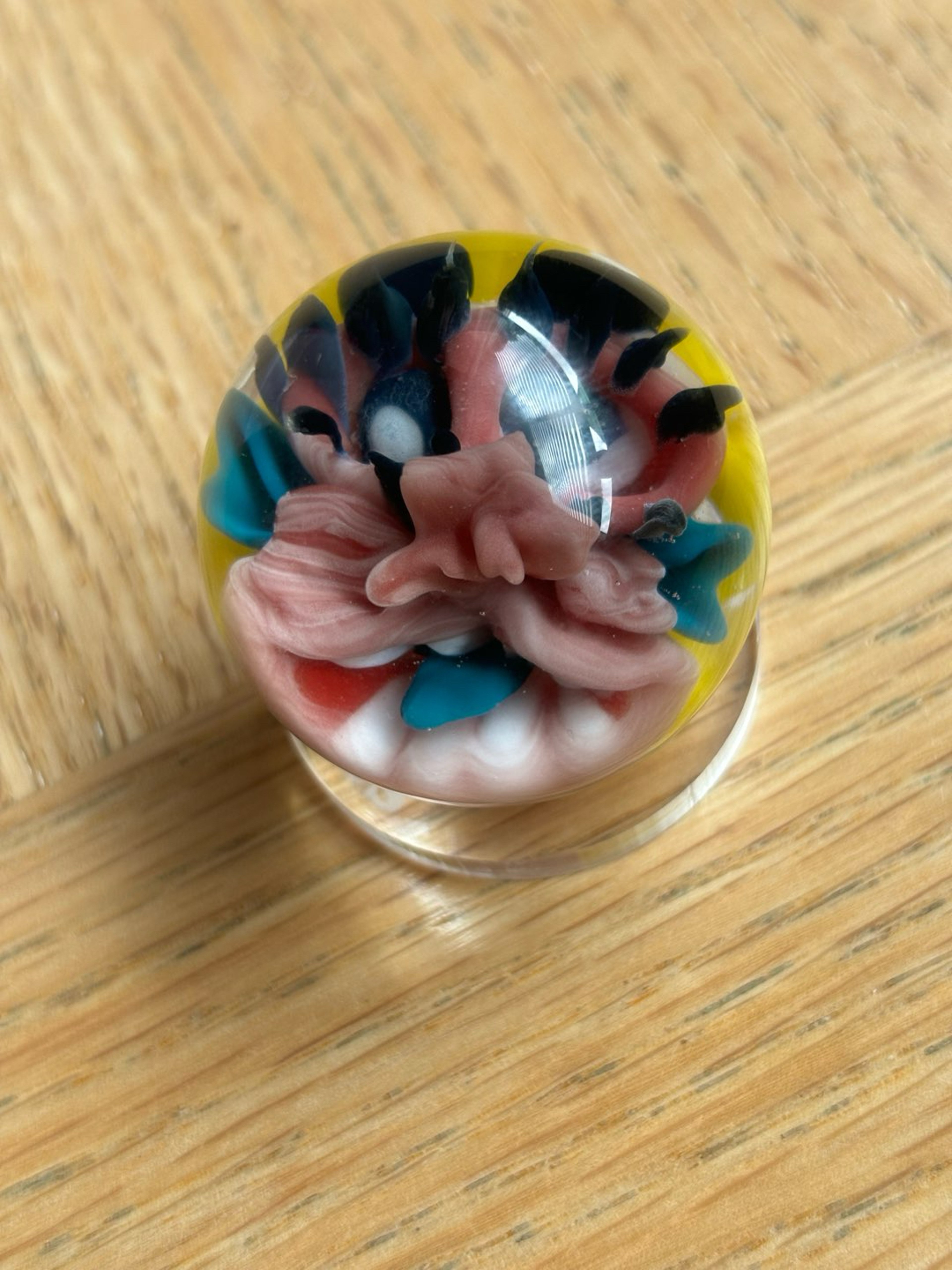 Funny Face compression marble image 0