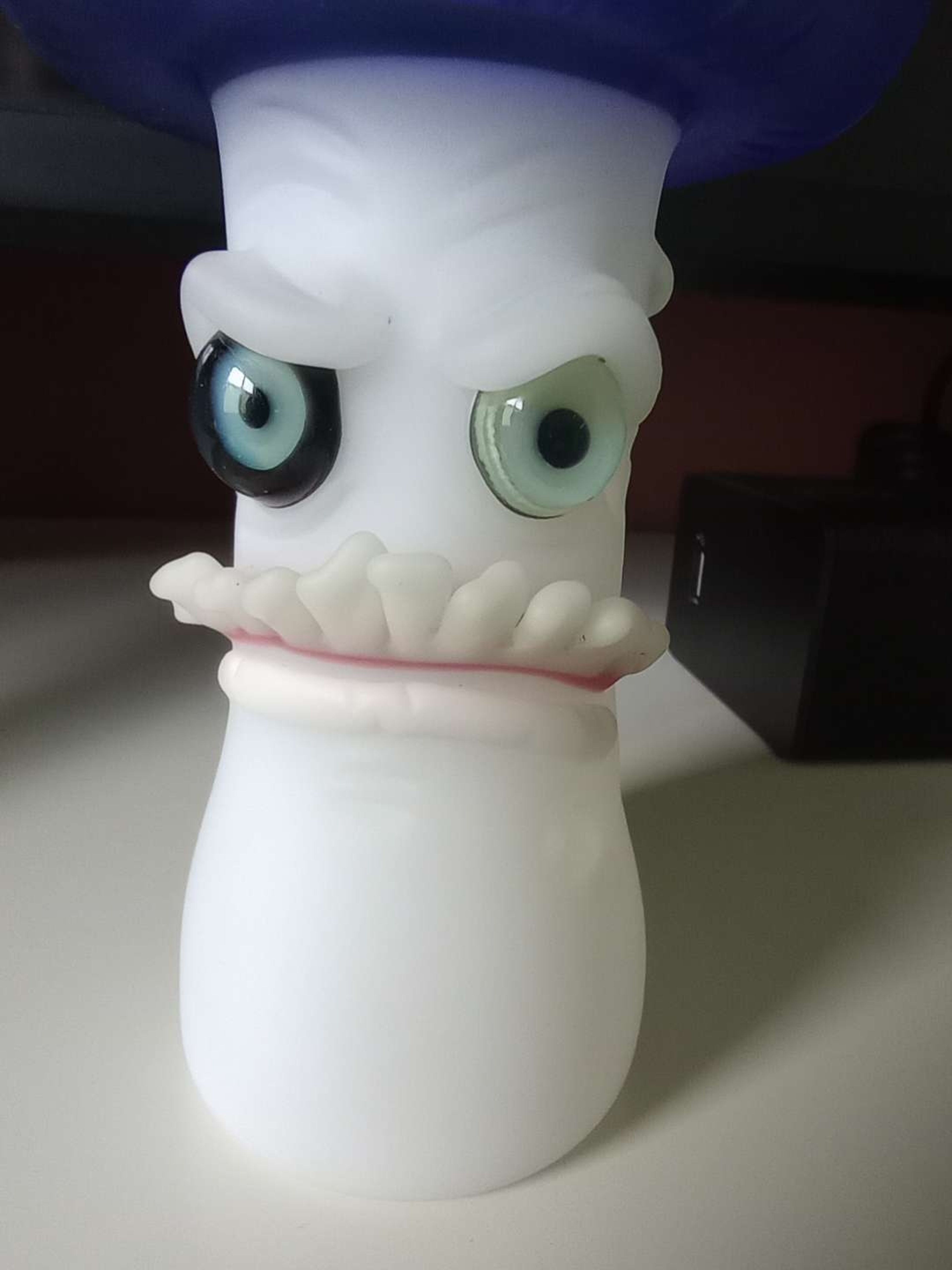 Preview pic of Rob space Mushroom UV teeth accents