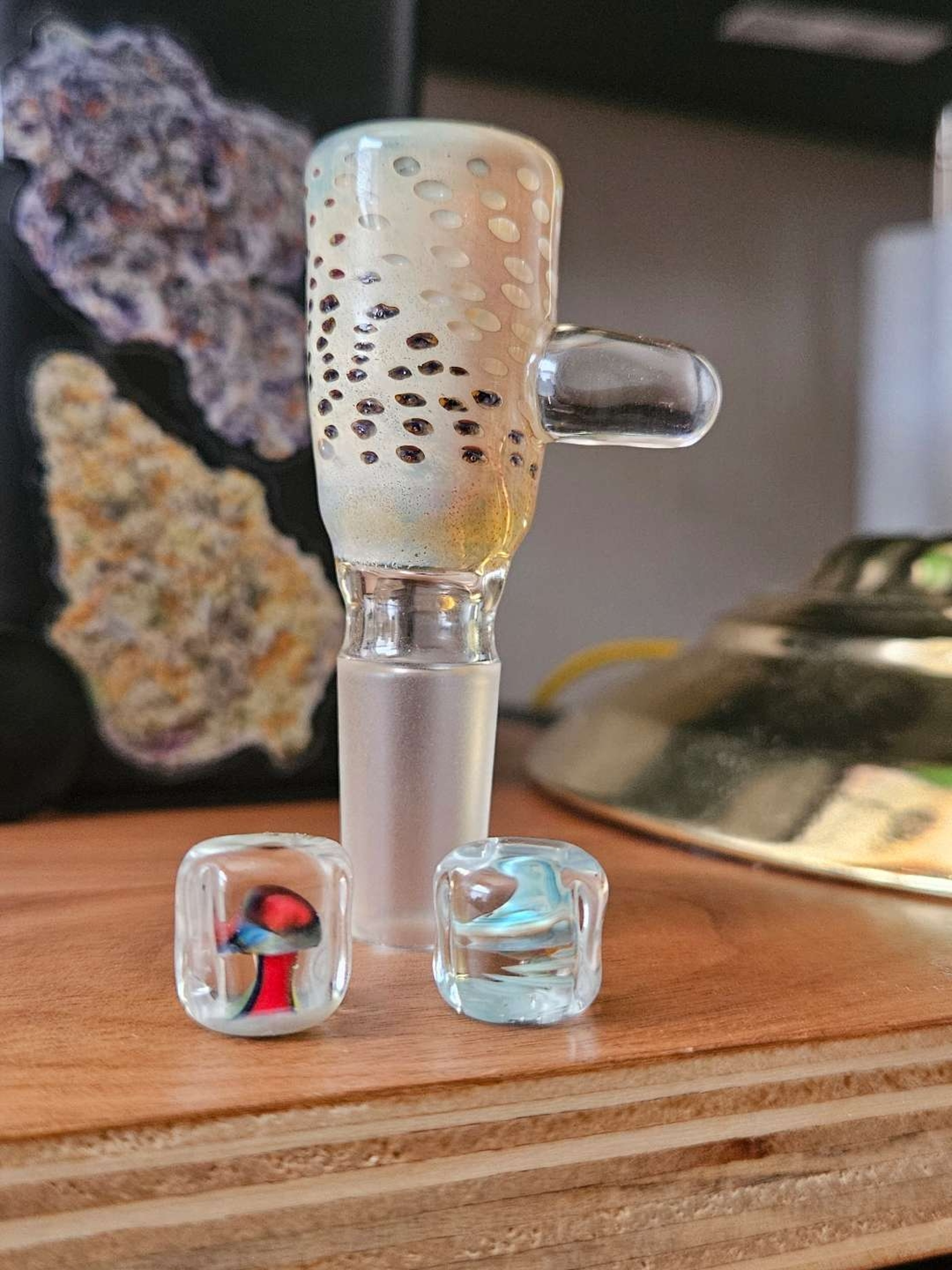 Preview pic of NUG PLUG + Ash/Dry Catcher 14mm slide
