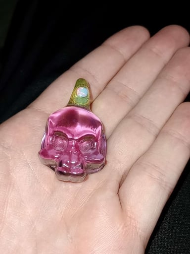 Preview pic of Kevin Bacon "K Berg" Opal Skull