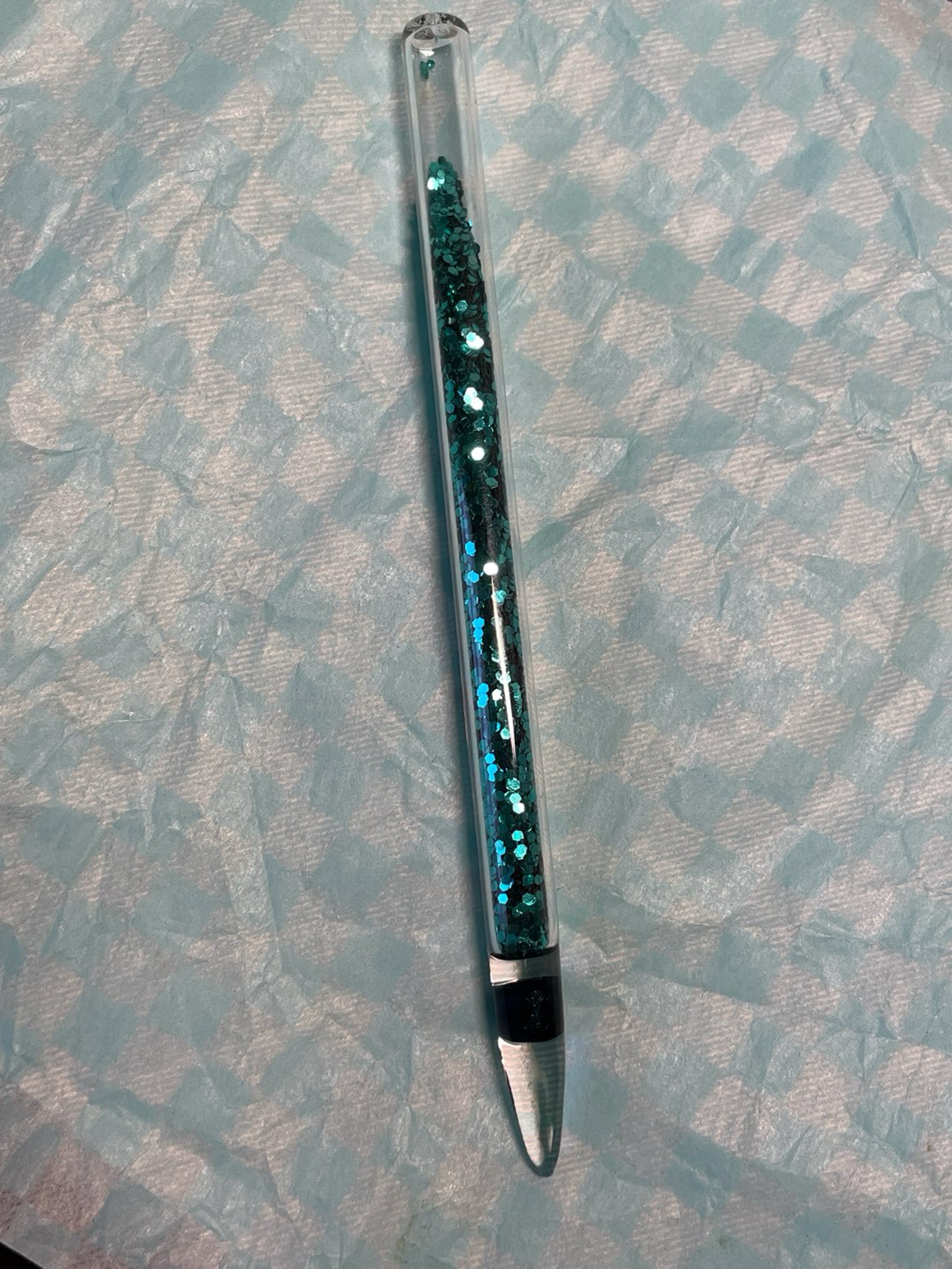Preview pic of Teal glitter filled dabber
