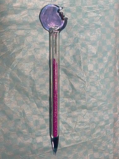 Preview pic of Purple glitter filled glass dabber with carb  cap