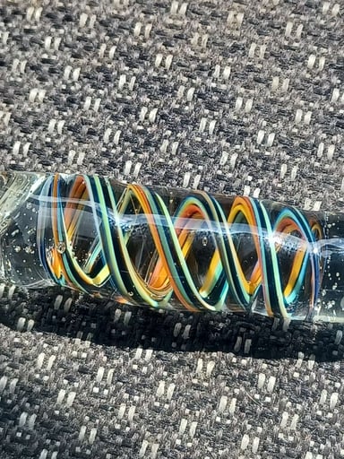 Preview pic of Gypsy queen helix encalmos with UV Blue