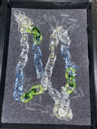 Preview pic of Hex glass uv glass chain