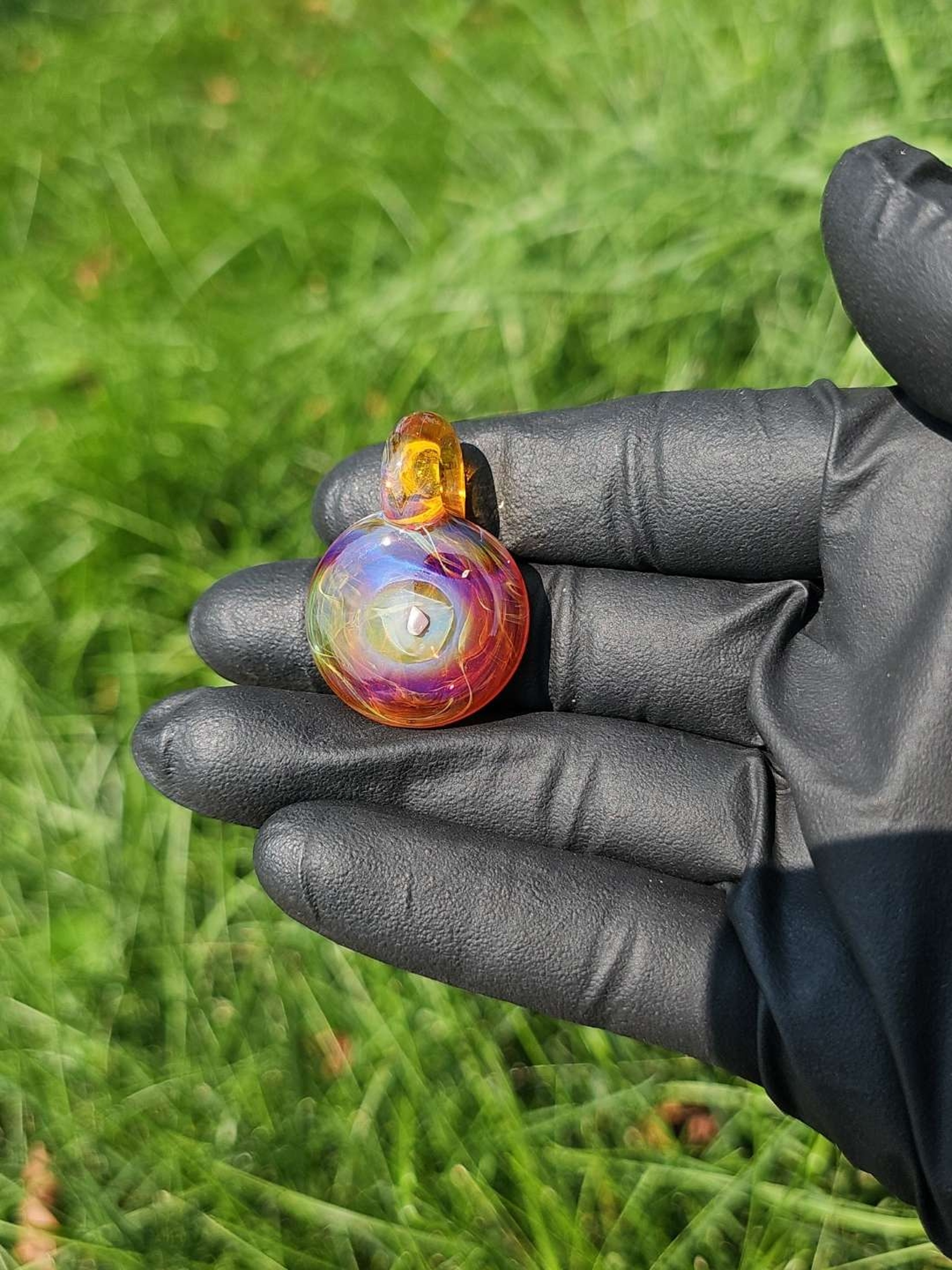 Preview pic of Amber purple w/pendant
