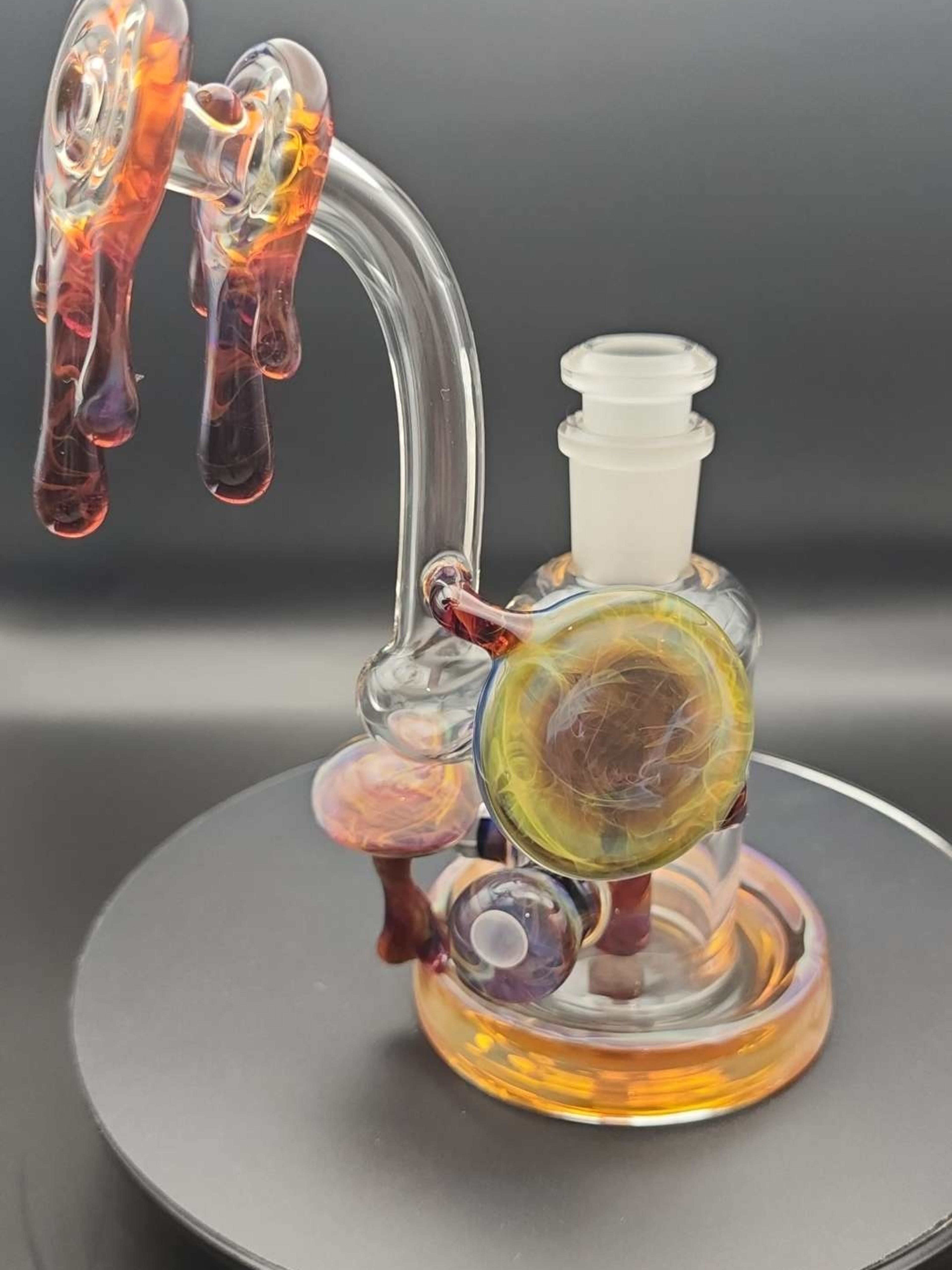 Preview pic of BeerGlass 14mm LokisLipstick Drip Mushroom Rig