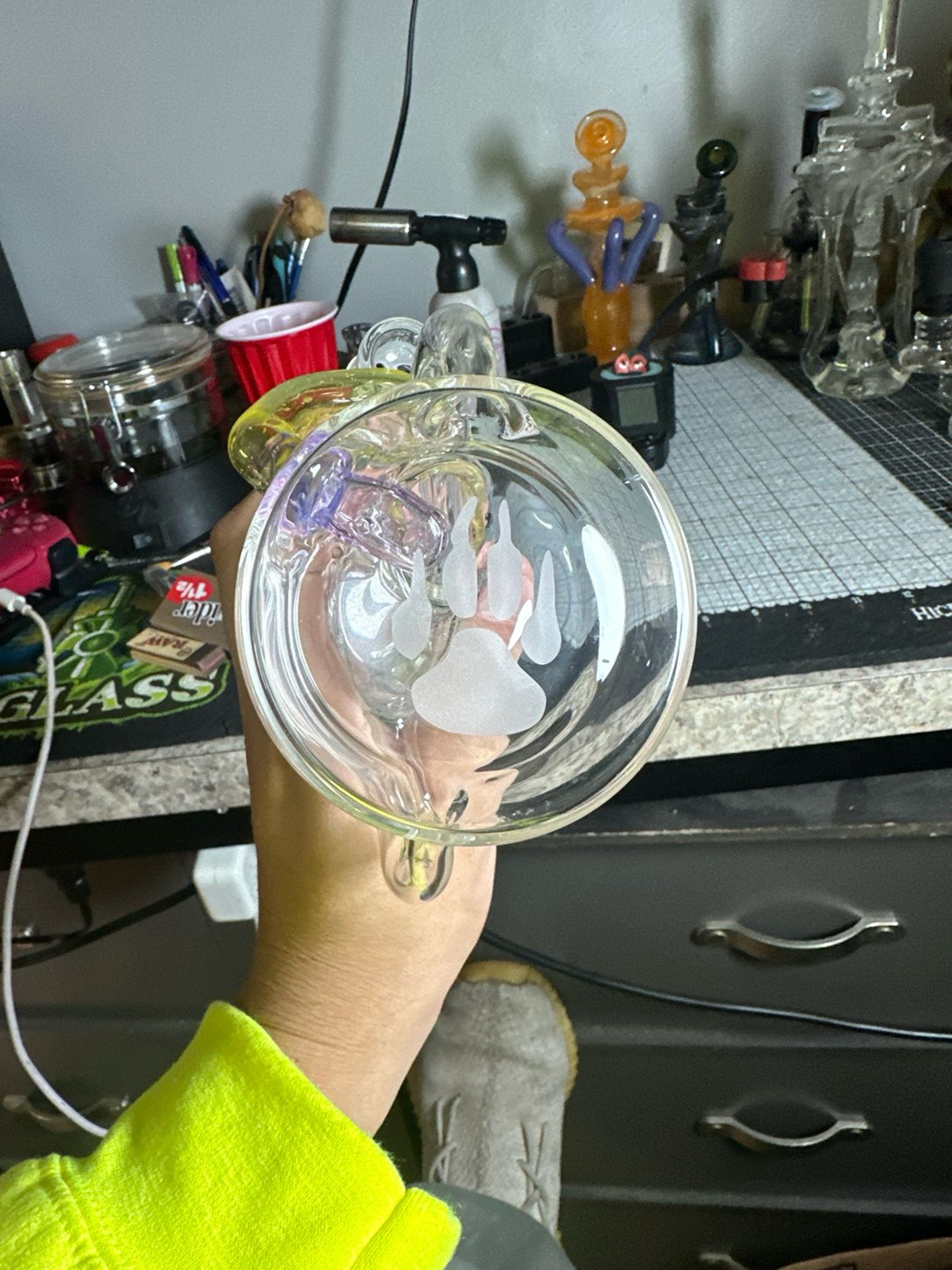 Preview pic of Wolf glass