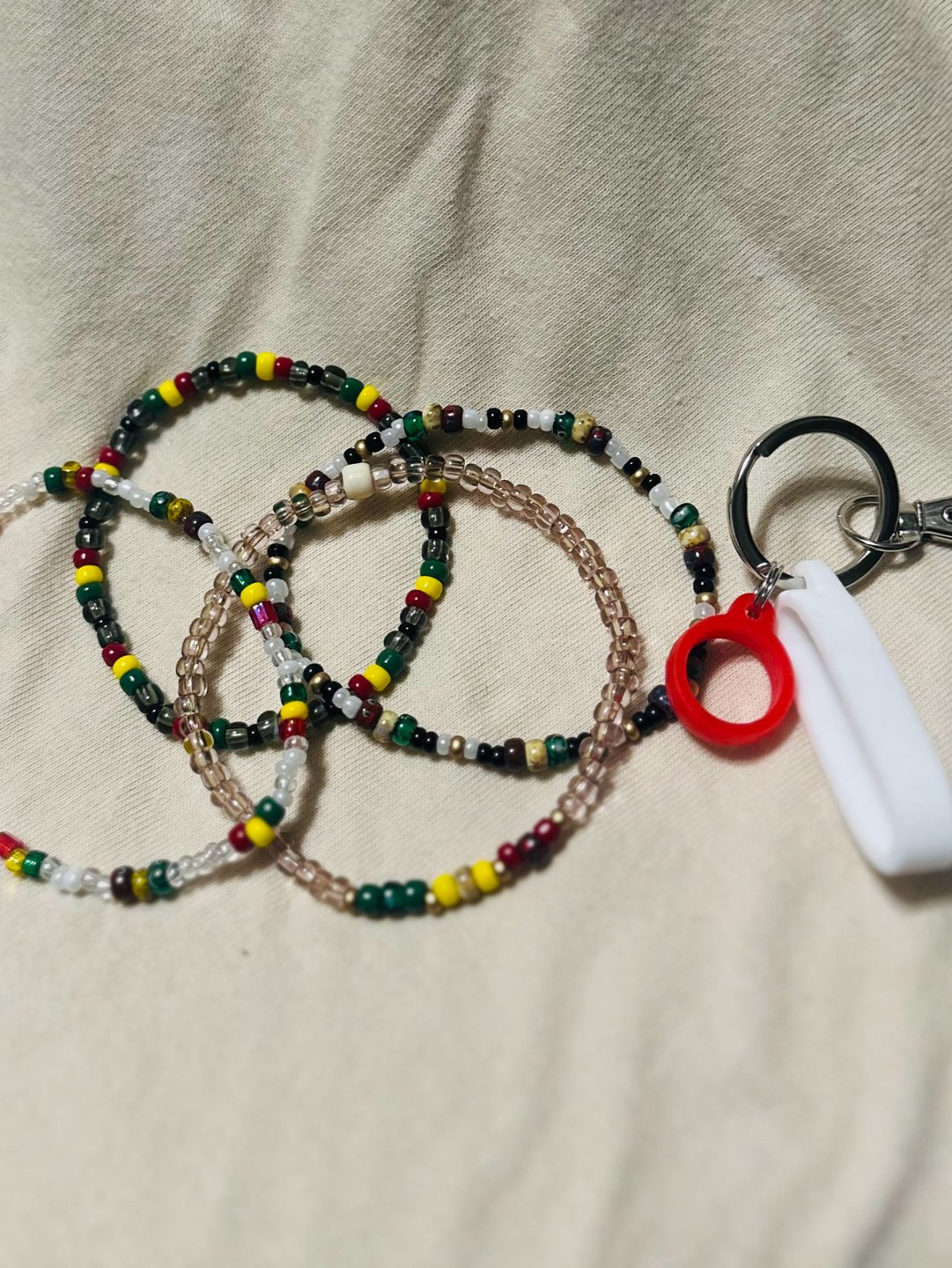 Preview pic of Rasta Bong/EDevice Bracelets